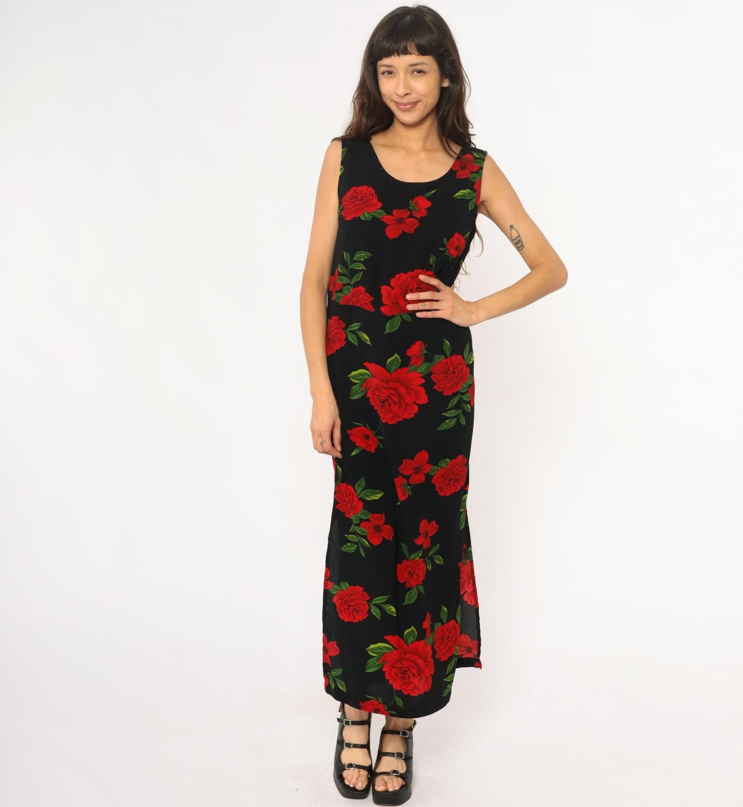 90s Black Maxi Dress Red Rose Floral Print Sleeveless Scoop Neck Medium