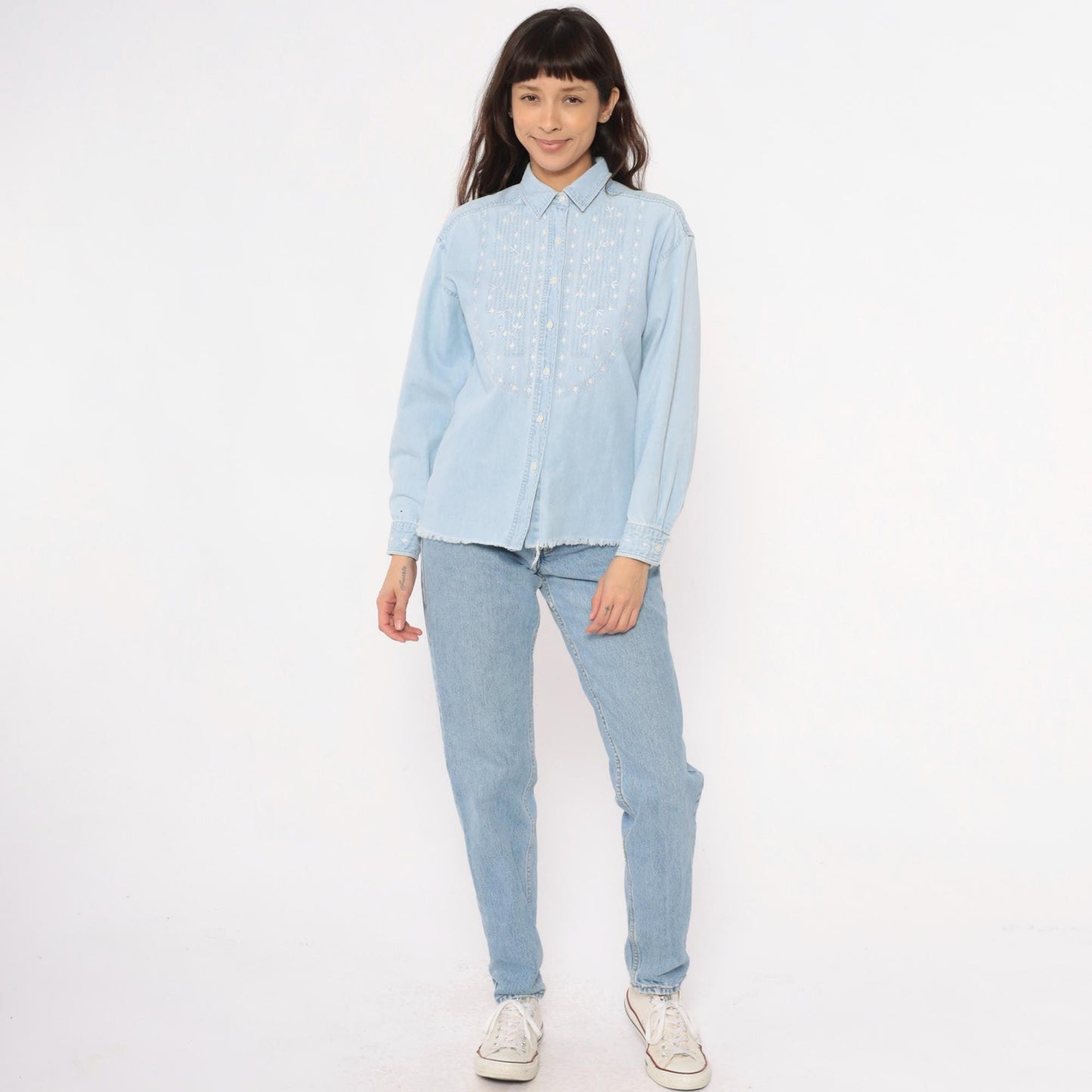 90s LL Bean Chambray Shirt Floral Embroidered Light Blue Cotton Small