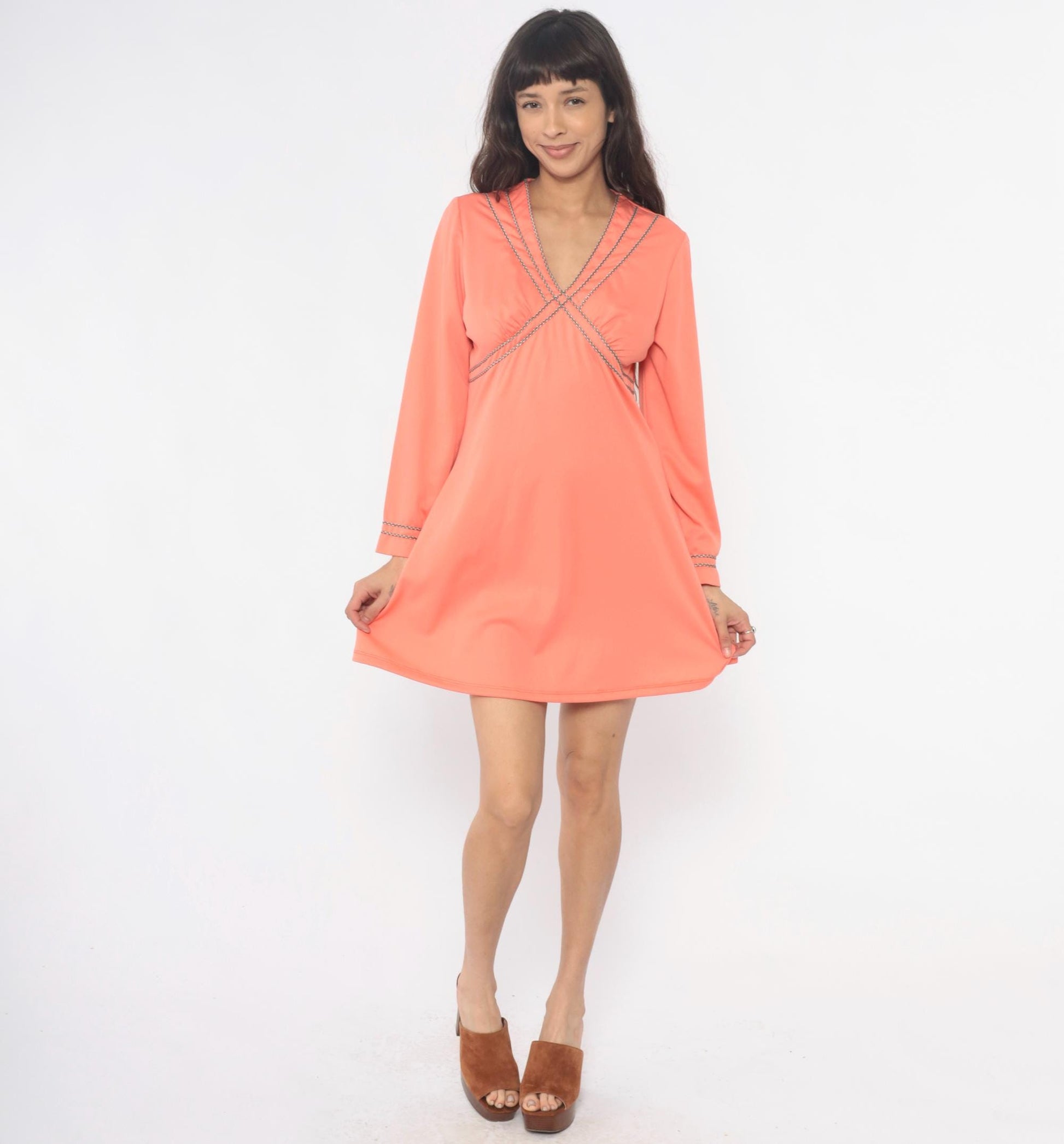 70s Coral Mini Dress Chain Trim V-Neck Long Sleeve Shift Dress Large