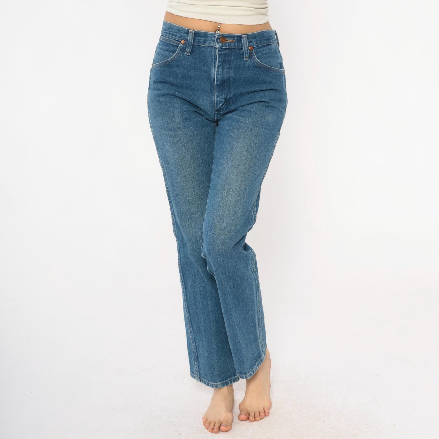 90s Wrangler High Rise Straight Leg Jeans Light Blue Denim 30x32