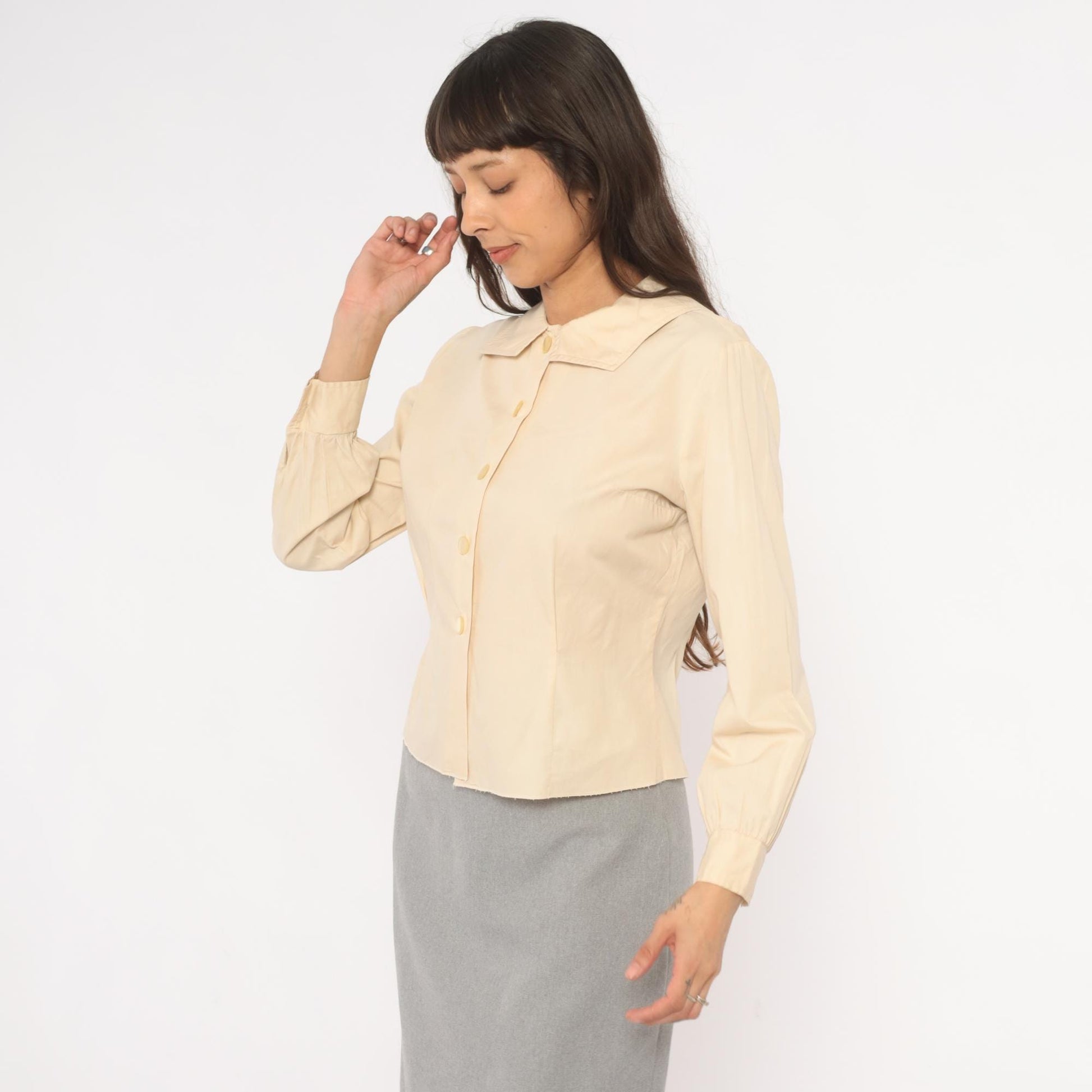 70s Fashionalit Cream Button Front Blouse Pointed Collar Puff Sleeve Medium