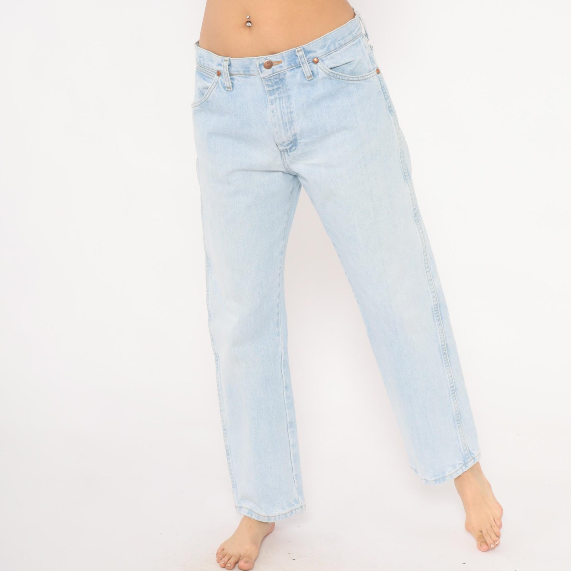 2000s Wrangler Light Wash Straight Leg High Rise Mom Jeans 34x30