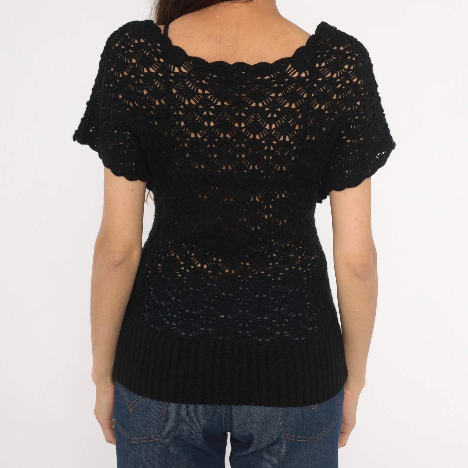 2000s CoolWear Black Crochet Top Scalloped V-Neck Short Sleeve Medium M