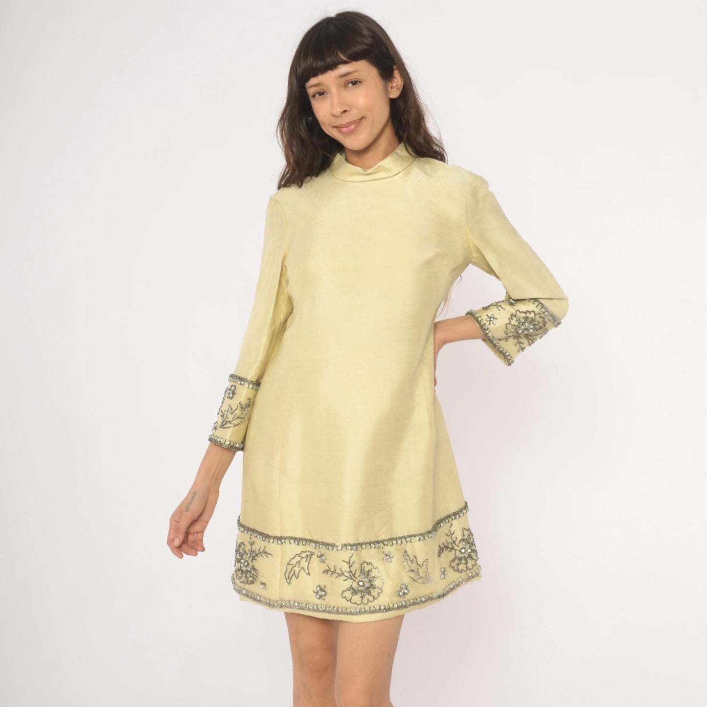 60s Miss Elliette Cream Shift Dress Silver Beaded Floral Mock Neck Mini Medium M