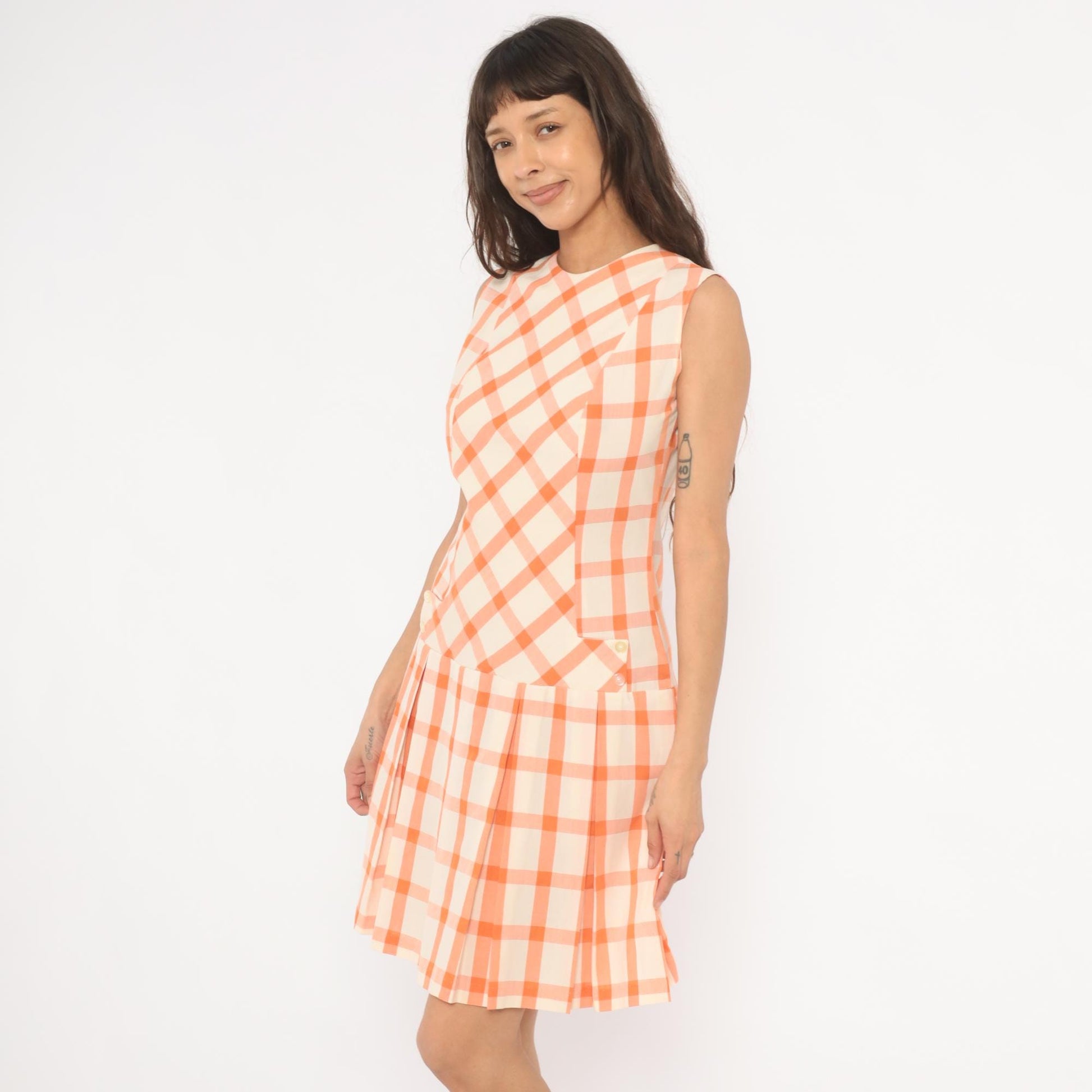 60s Orange Cream Gingham Drop Waist Dress Pleated Sleeveless Shift Small