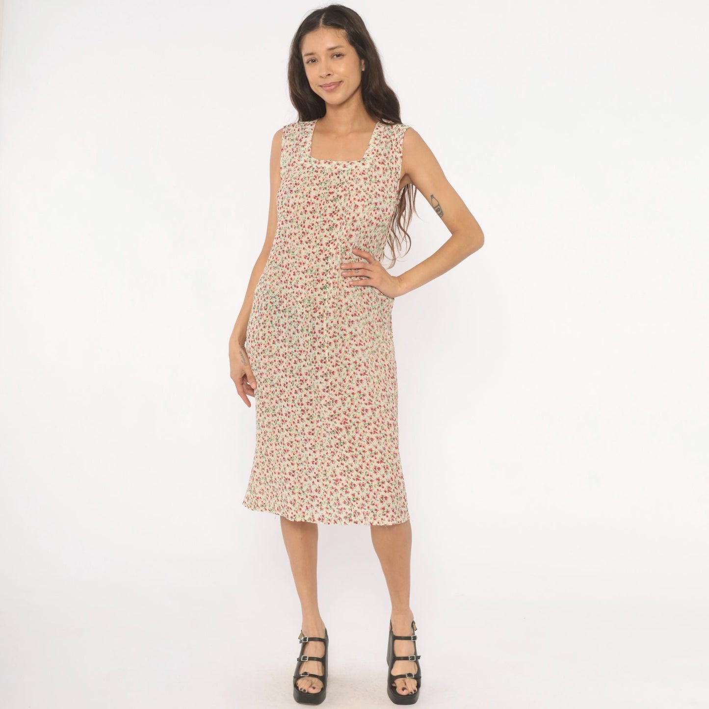 70s Ditsy Floral Shift Dress Cream Red Sleeveless Knee-Length Medium