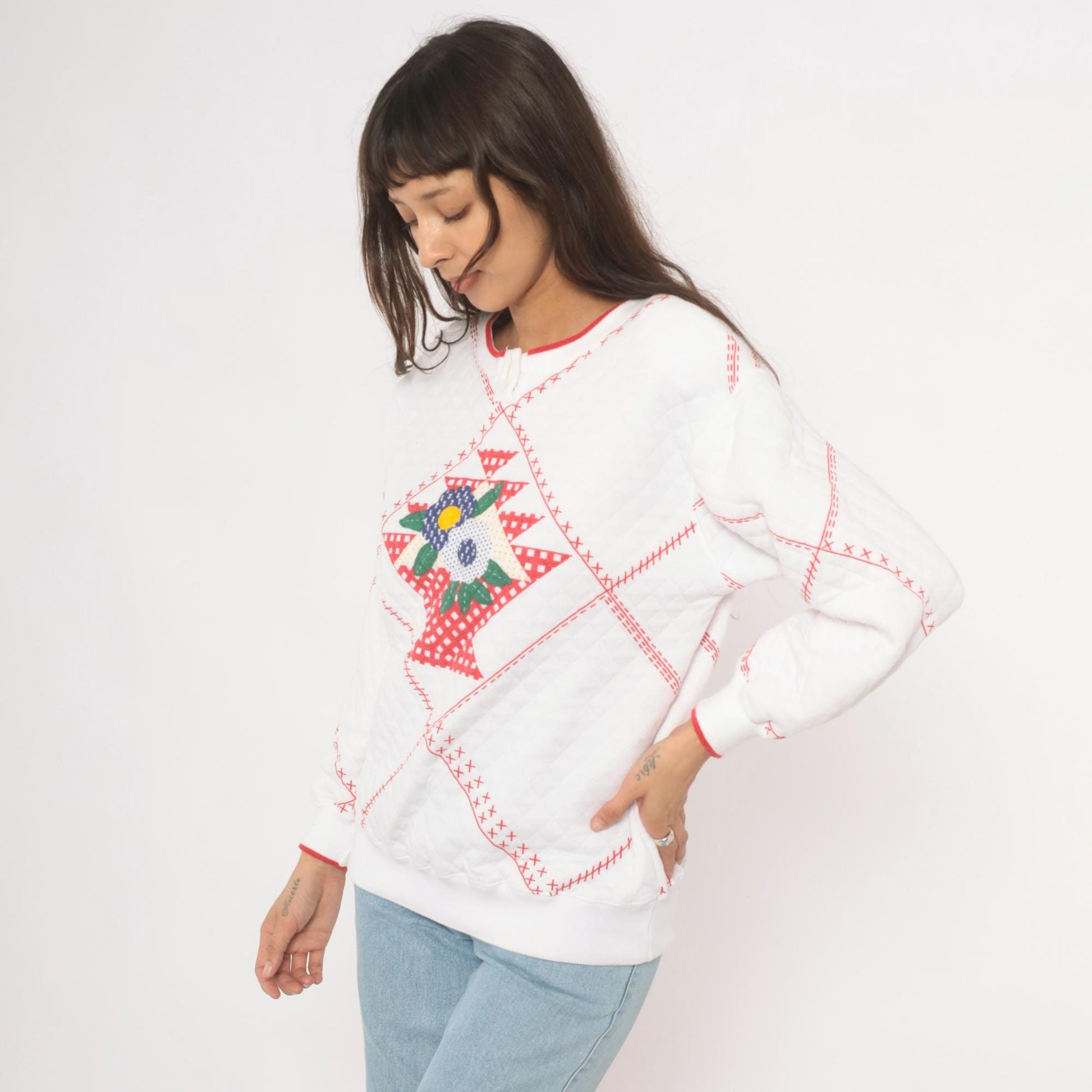 90s Jason Maxwell Quilted Floral Henley Sweatshirt White Red Cross Stitch Large L
