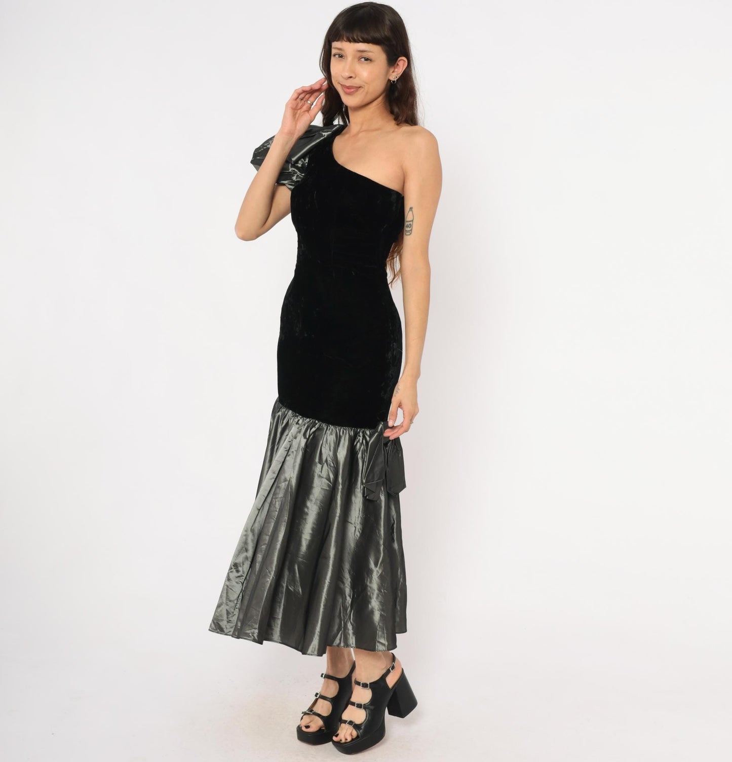80s Alyce Designs One-Shoulder Velvet Gown Black Mermaid Hem Puff Sleeve Extra Small XS