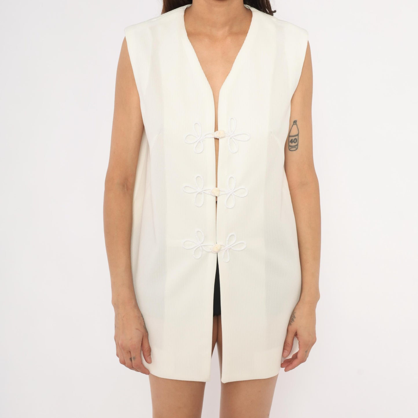 70s White Frog Closure Vest Mandarin V-Neck Tunic Longline Medium