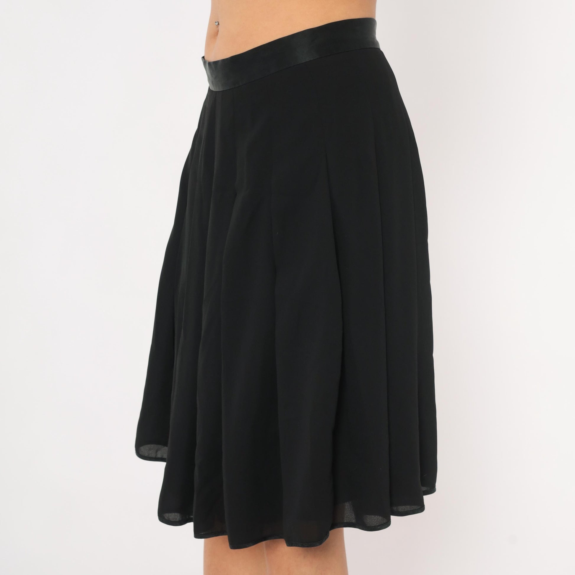 90s Liz Claiborne Black Pleated Knee Skirt A-Line Satin Waistband Large L