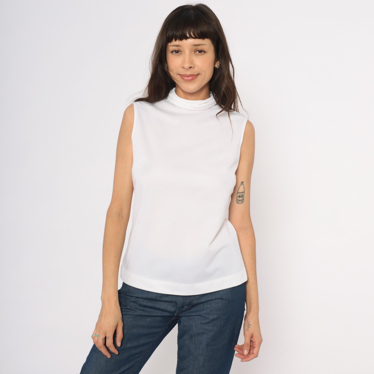 70s White Sleeveless Mock Neck Blouse Fitted Shell Cream Minimalist Medium M