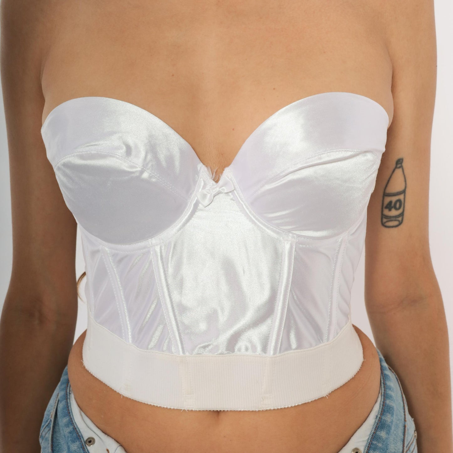 Wonderbra White Satin Bustier Strapless Sweetheart Crop 34C
