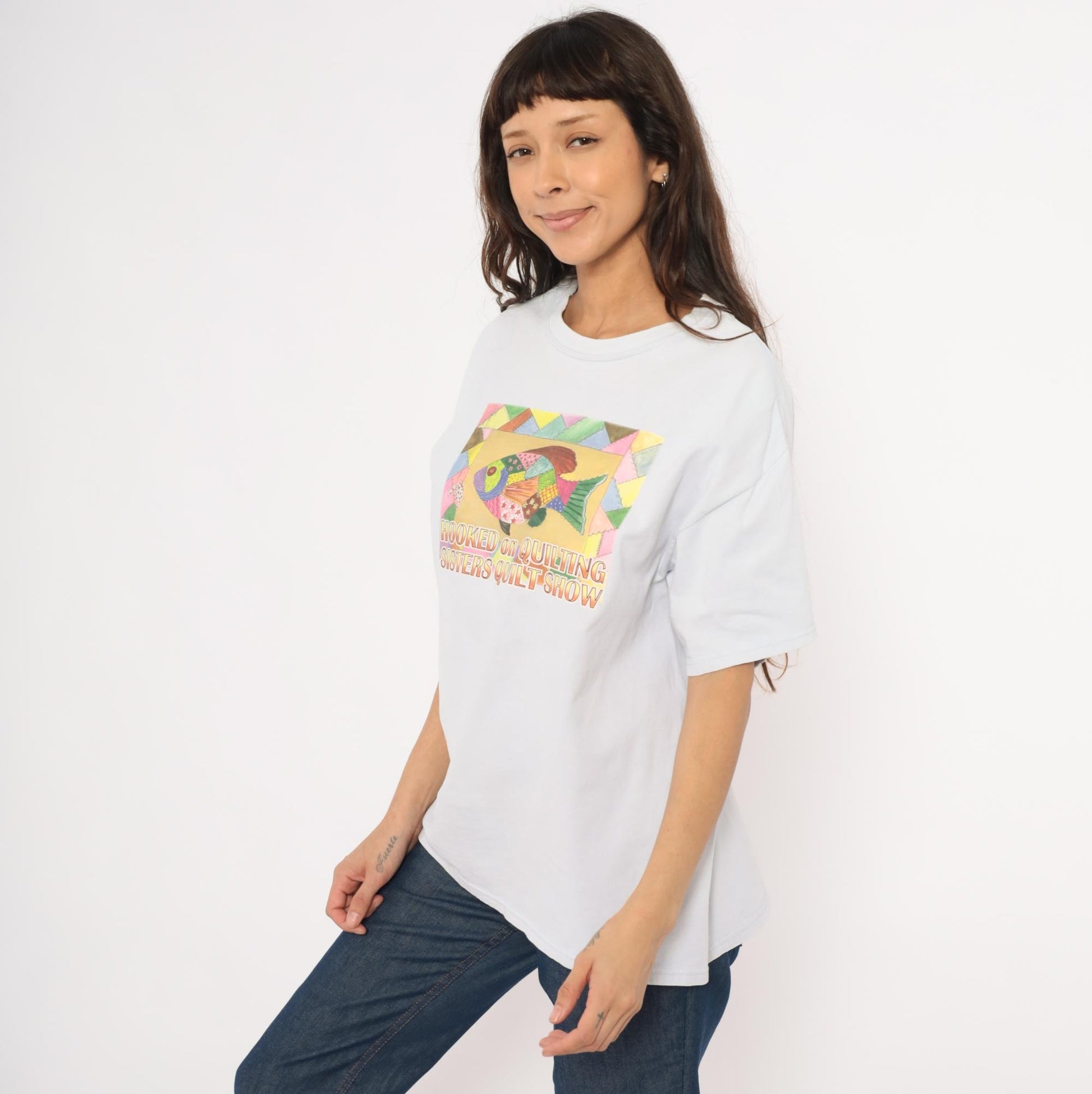 90s Gildan Fish Graphic Tee Quilted Sisters Quilt Show Pale Blue Large L