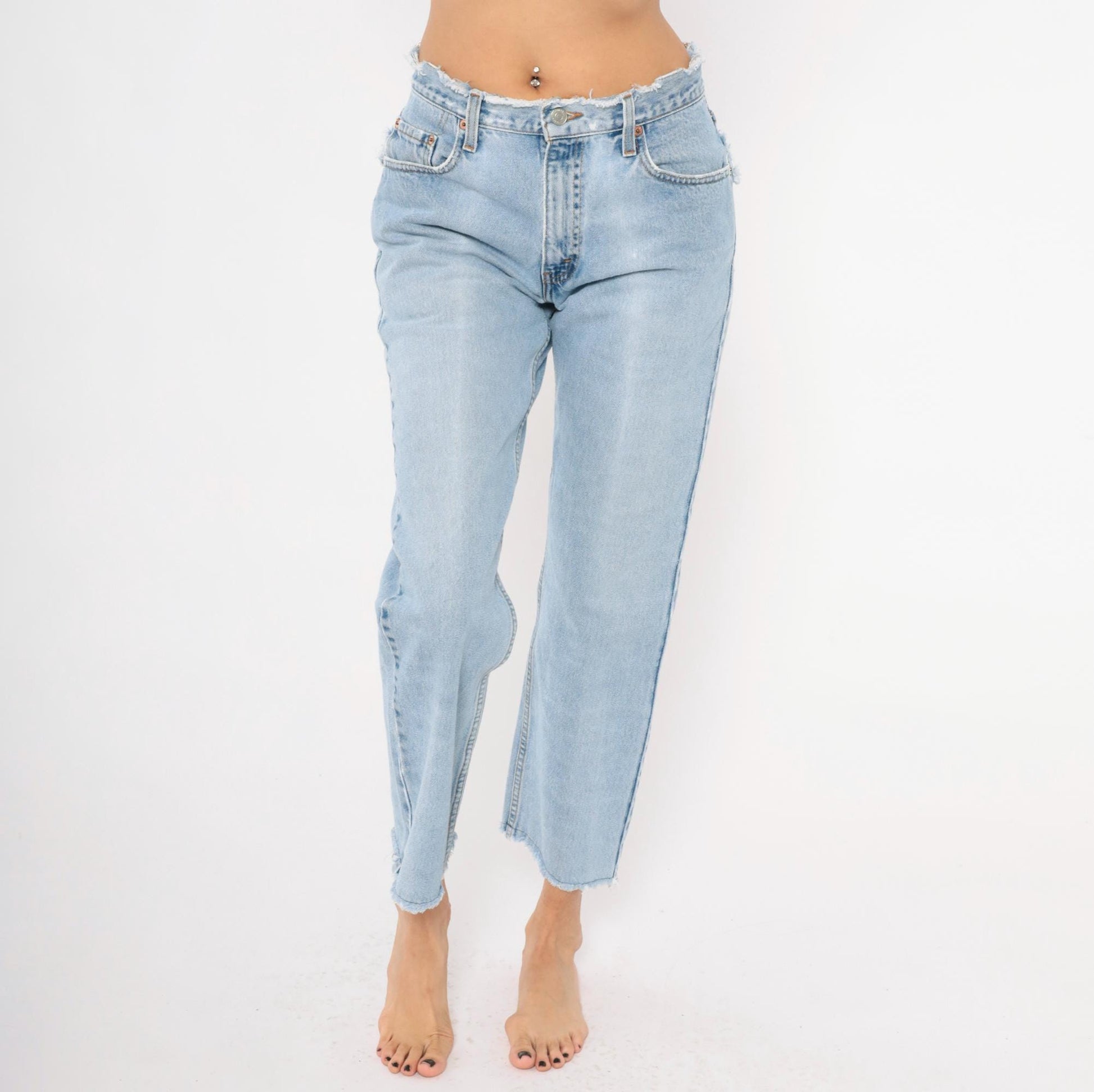 90s Levi's Cropped Jeans Light Wash Raw Hem Distressed Ankle Blue Denim 30x28