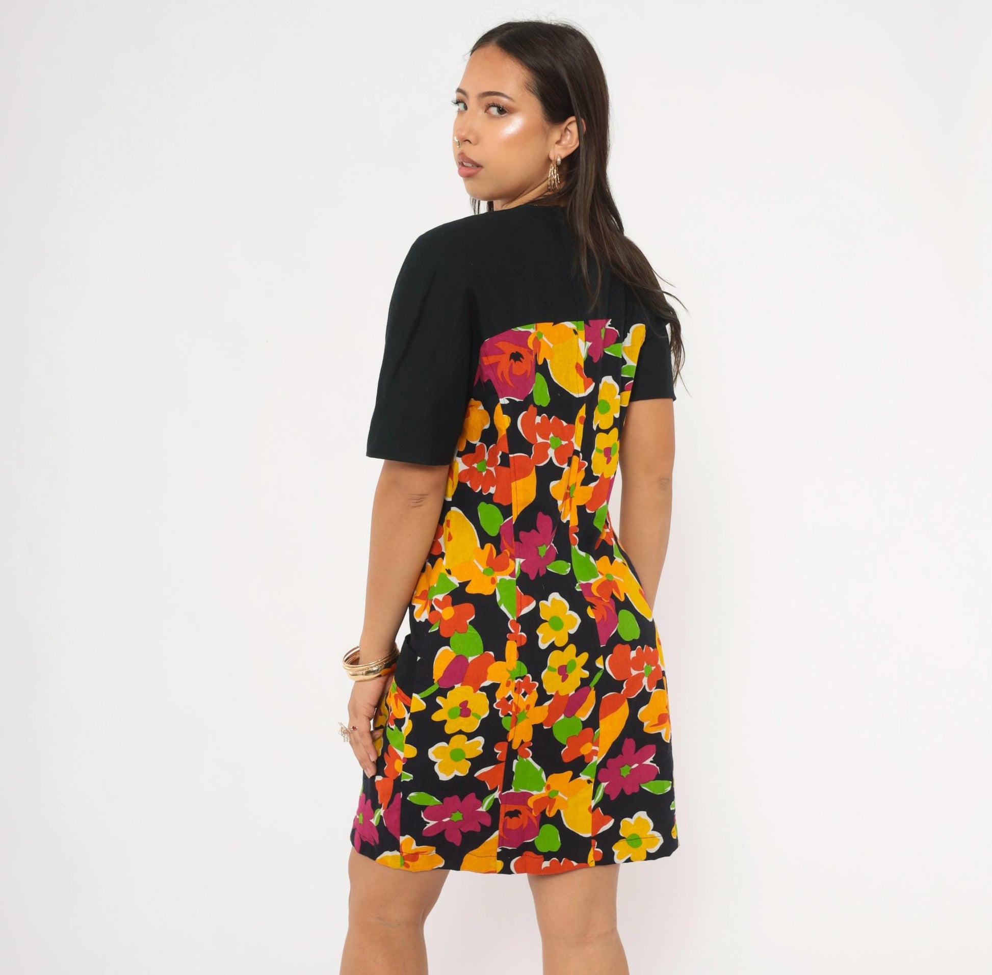 90s Gigi Psychedelic Floral Shift Dress Black Orange Pink Knee Length Medium M