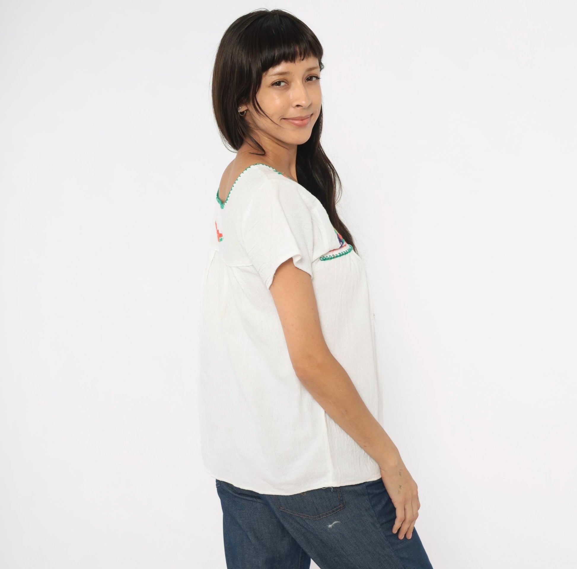 2000s Mexican Embroidered White Cotton Peasant Blouse Floral Small