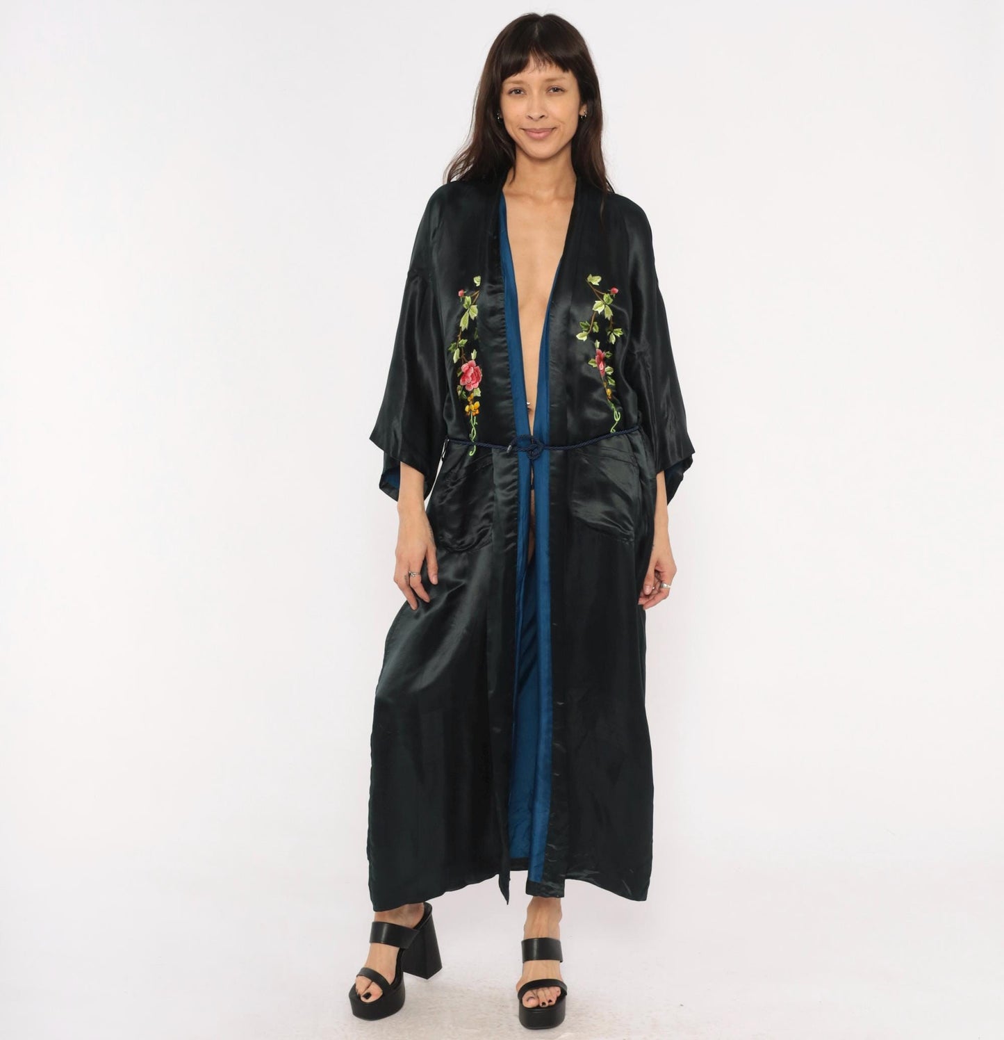 80s Xiangshan Yiyuan Black Silk Kimono Robe Embroidered Floral Maxi Extra Large