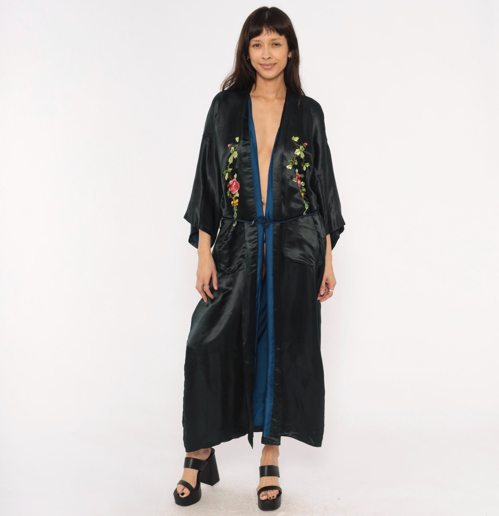 80s Xiangshan Yiyuan Black Silk Kimono Robe Embroidered Floral Maxi Extra Large