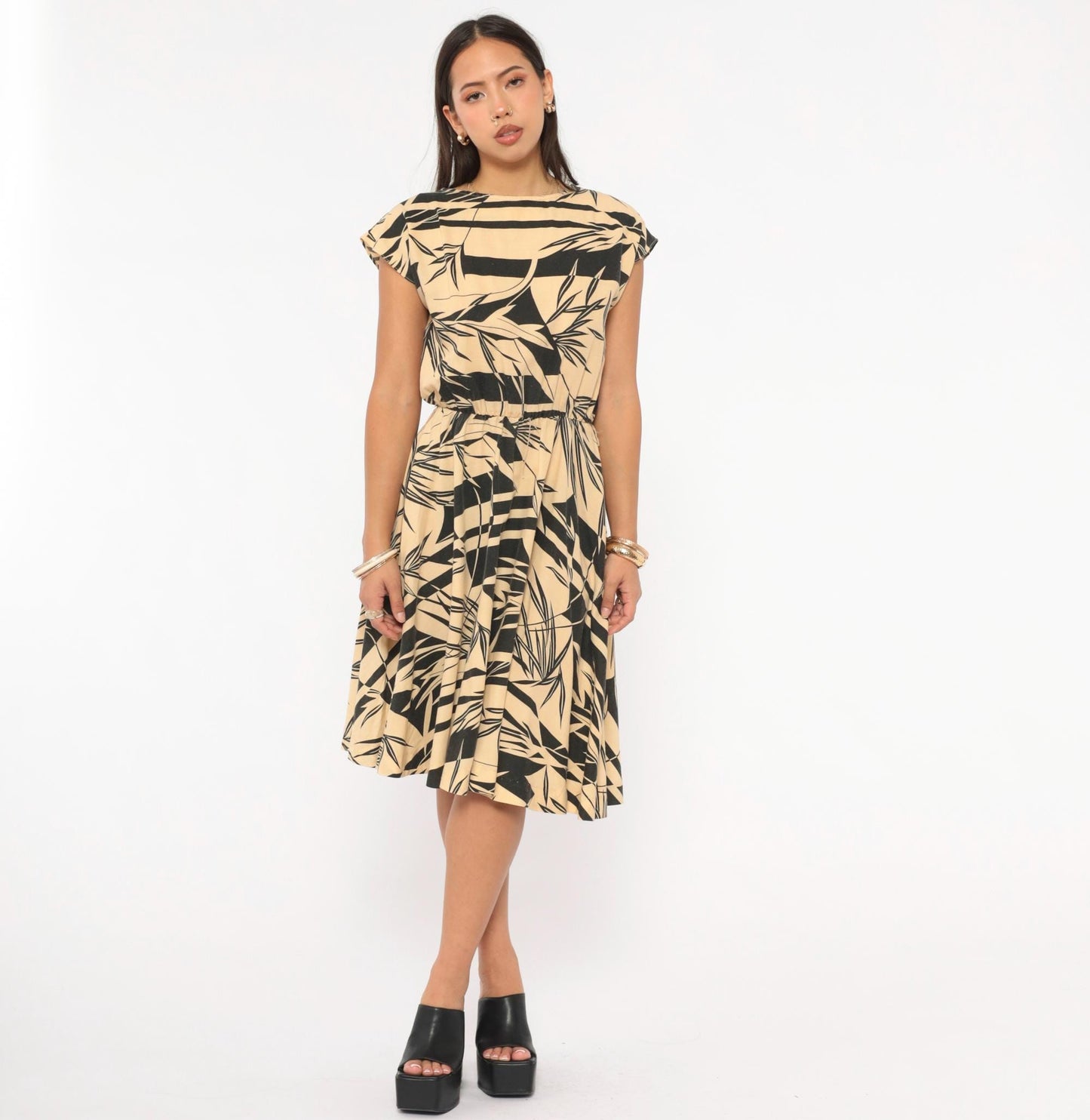 80s Tropical Leaf Print Dress Black Tan Cap Sleeve Knee-Length Small