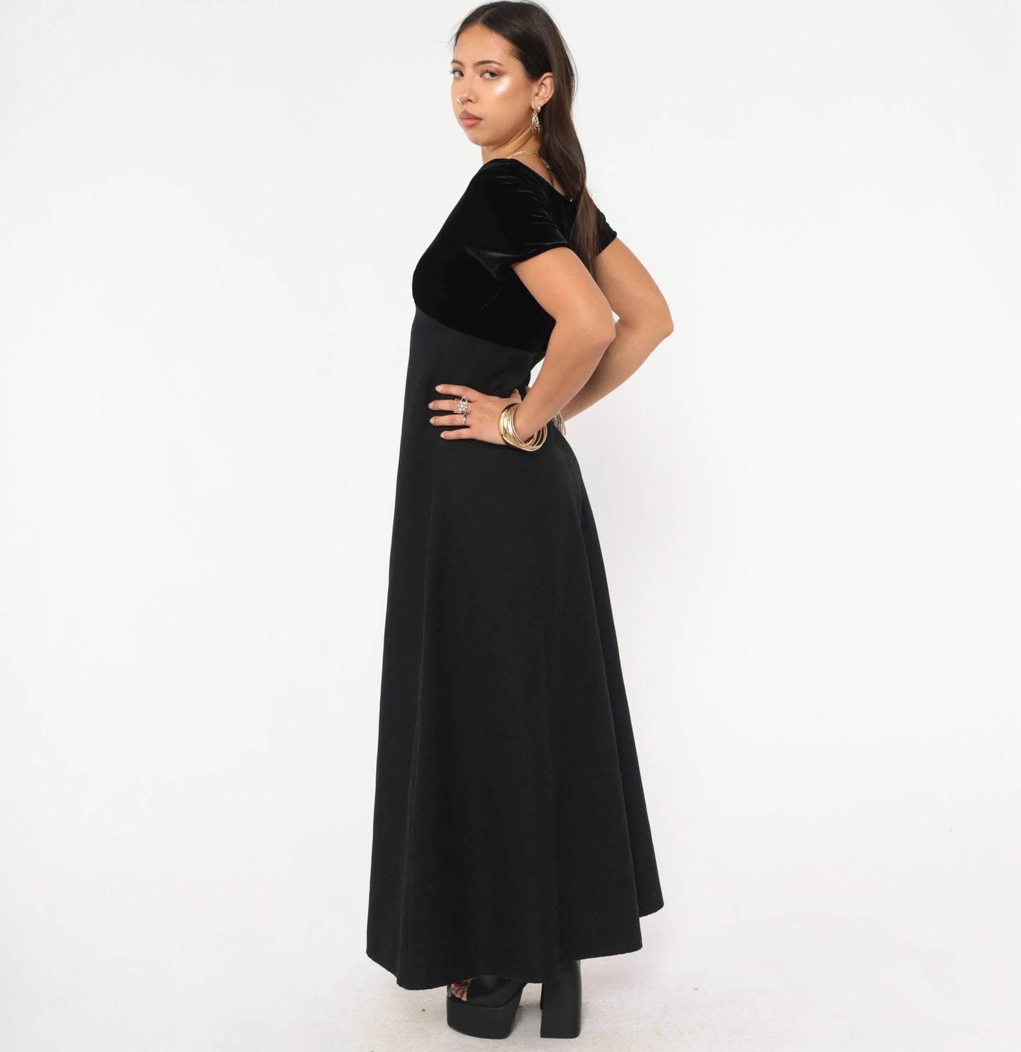 90s Simco Black Velvet Maxi Gown Sweetheart Neckline Empire Waist XXS