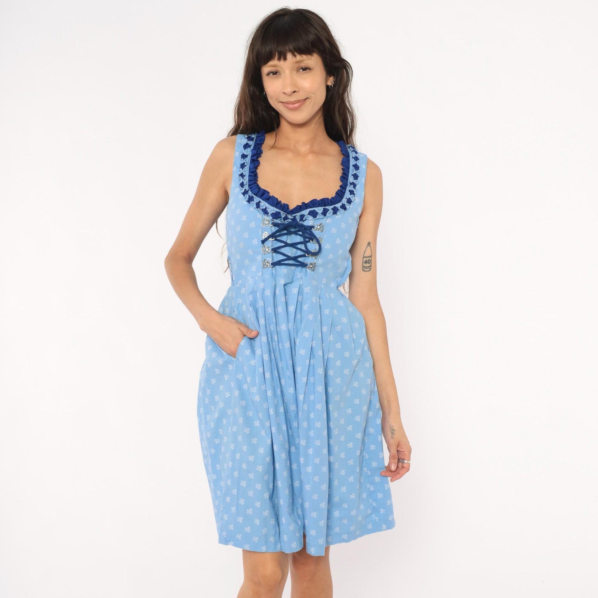 2000s Almenrausch Bavarian Dirndl Dress Sky Blue Floral Cotton Medium M