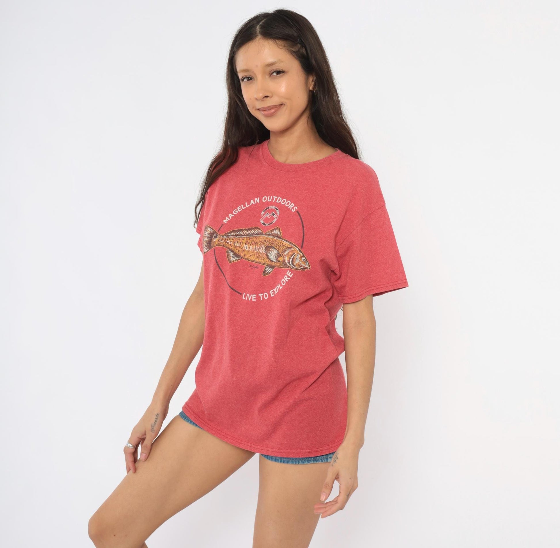 Y2K Magellan Outdoors Fish Graphic Tee Coral Cotton Crew Neck Medium