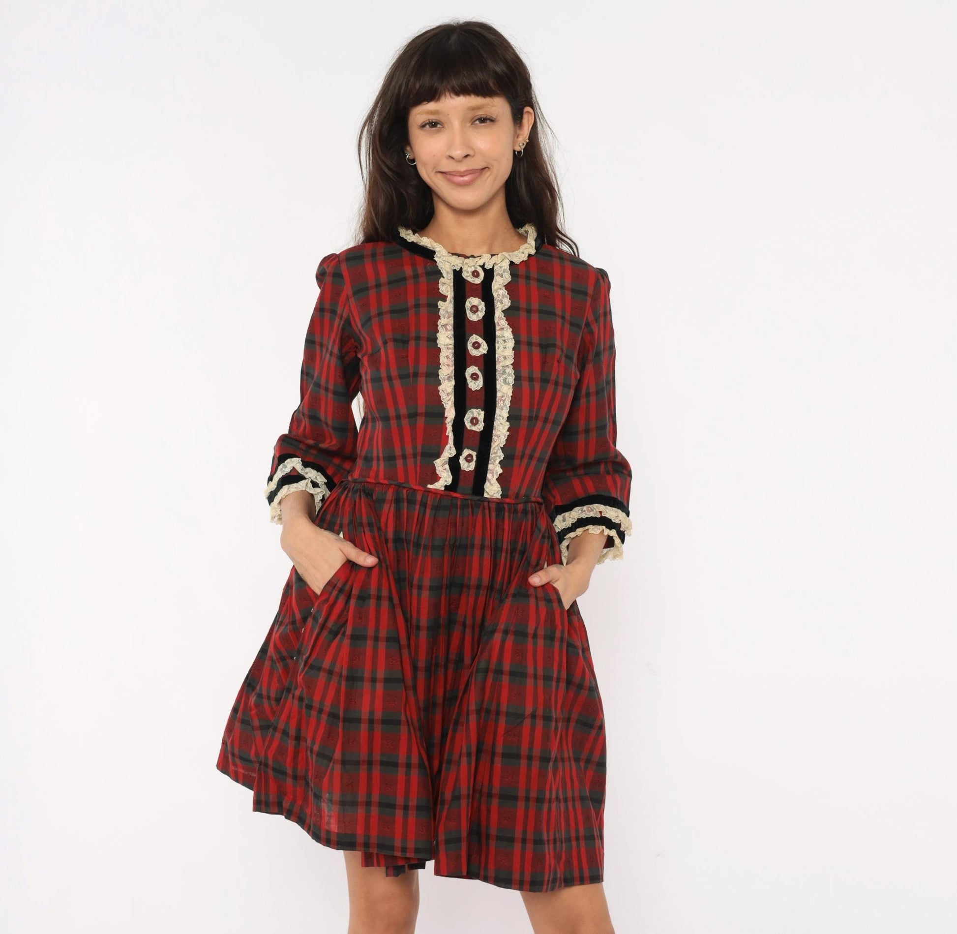1960s Red Black Plaid Mini Dress Puff Sleeve Lace Trim Cotton Small S