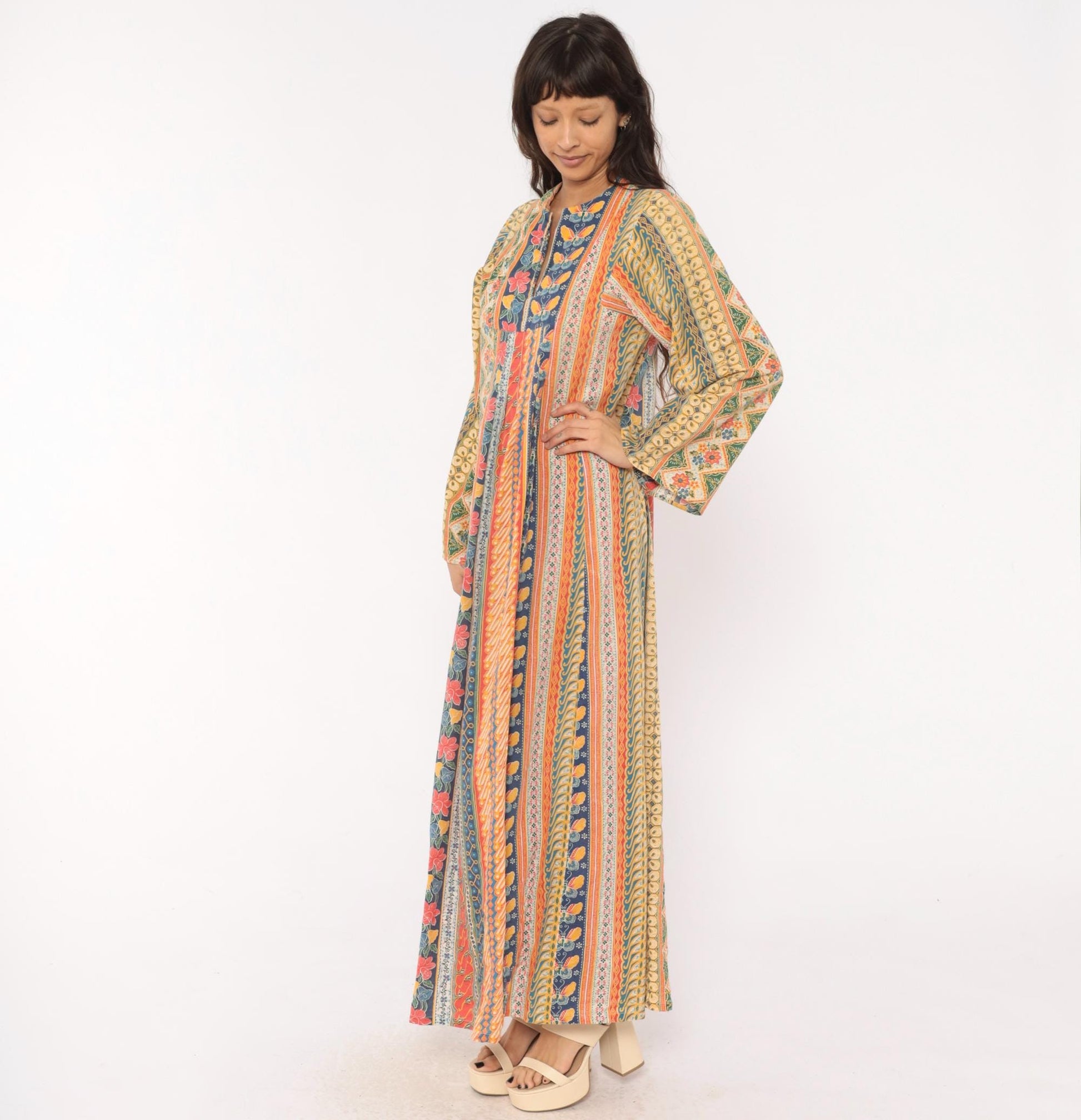 70s Frances Decourcy Batik Caftan Cotton Maxi Dress Floral Butterfly Print Multicolor Medium