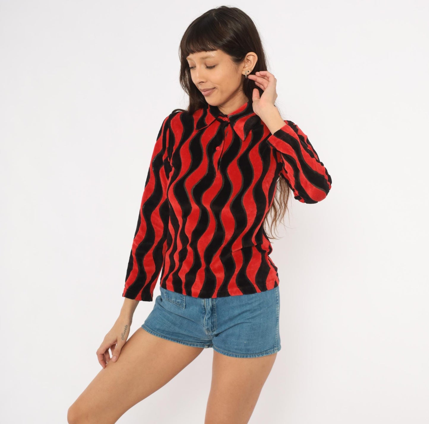 Y2K Psychedelic Wave Collared Shirt Red Black Wavy Stripe Long Sleeve Extra Small