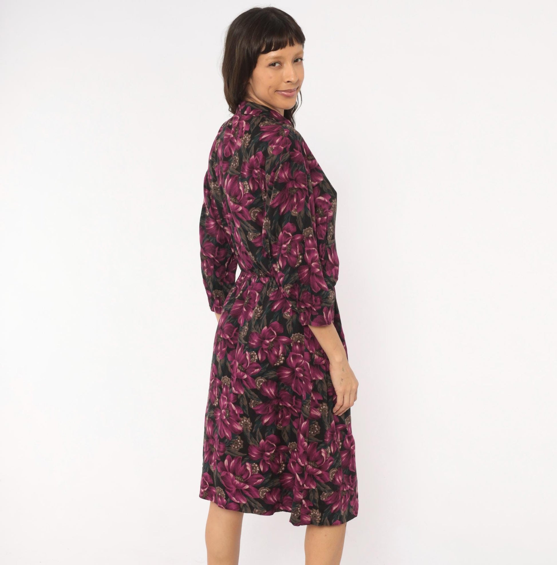 90s Plum Floral Wrap Dress V-Neck Button Front Knee-Length Large