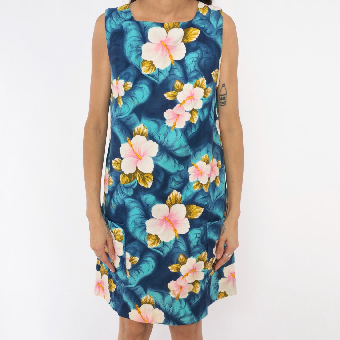 80s Hawaiian Hibiscus Shift Dress Navy Teal Pink Floral Cotton Medium