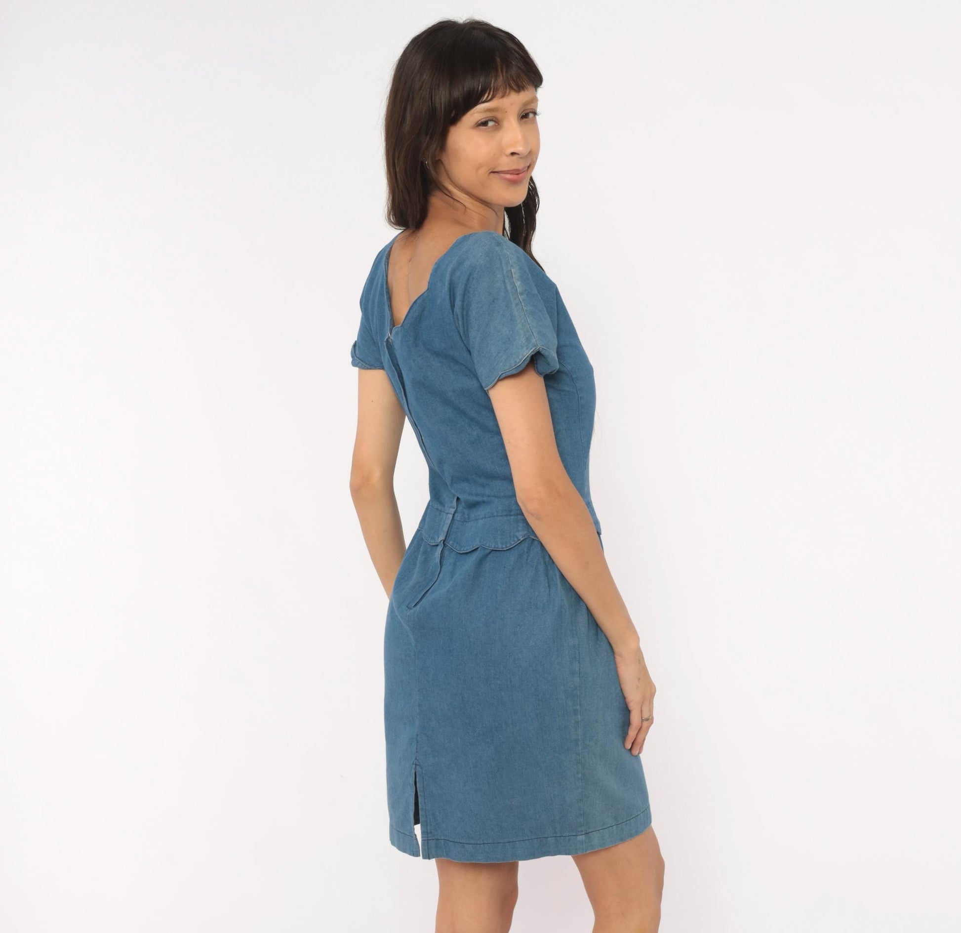 90s Central Falls Denim Dress Scalloped Waist Sweetheart Neckline Blue Medium M