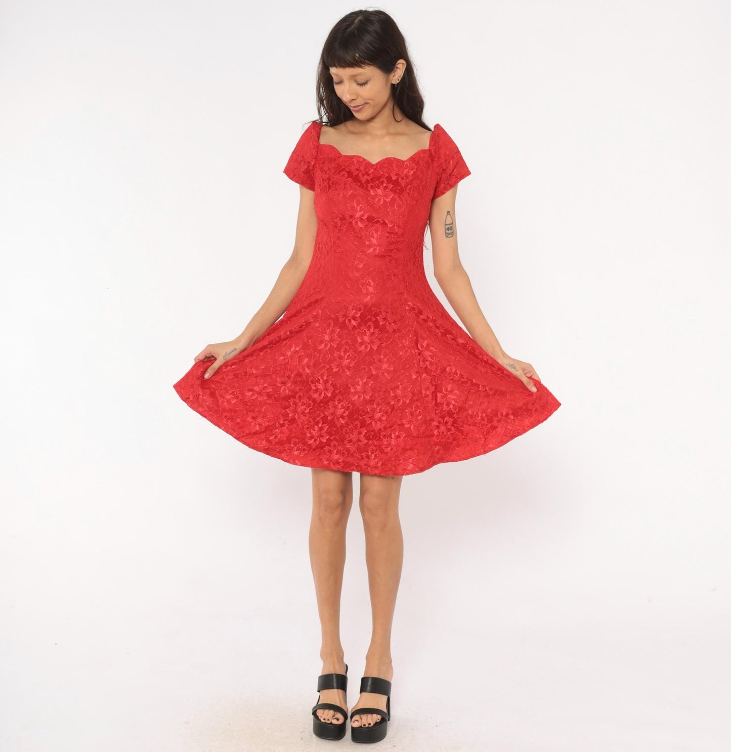 90s Roberta Red Lace Fit-and-Flare Dress Sweetheart Neckline Knee Medium M