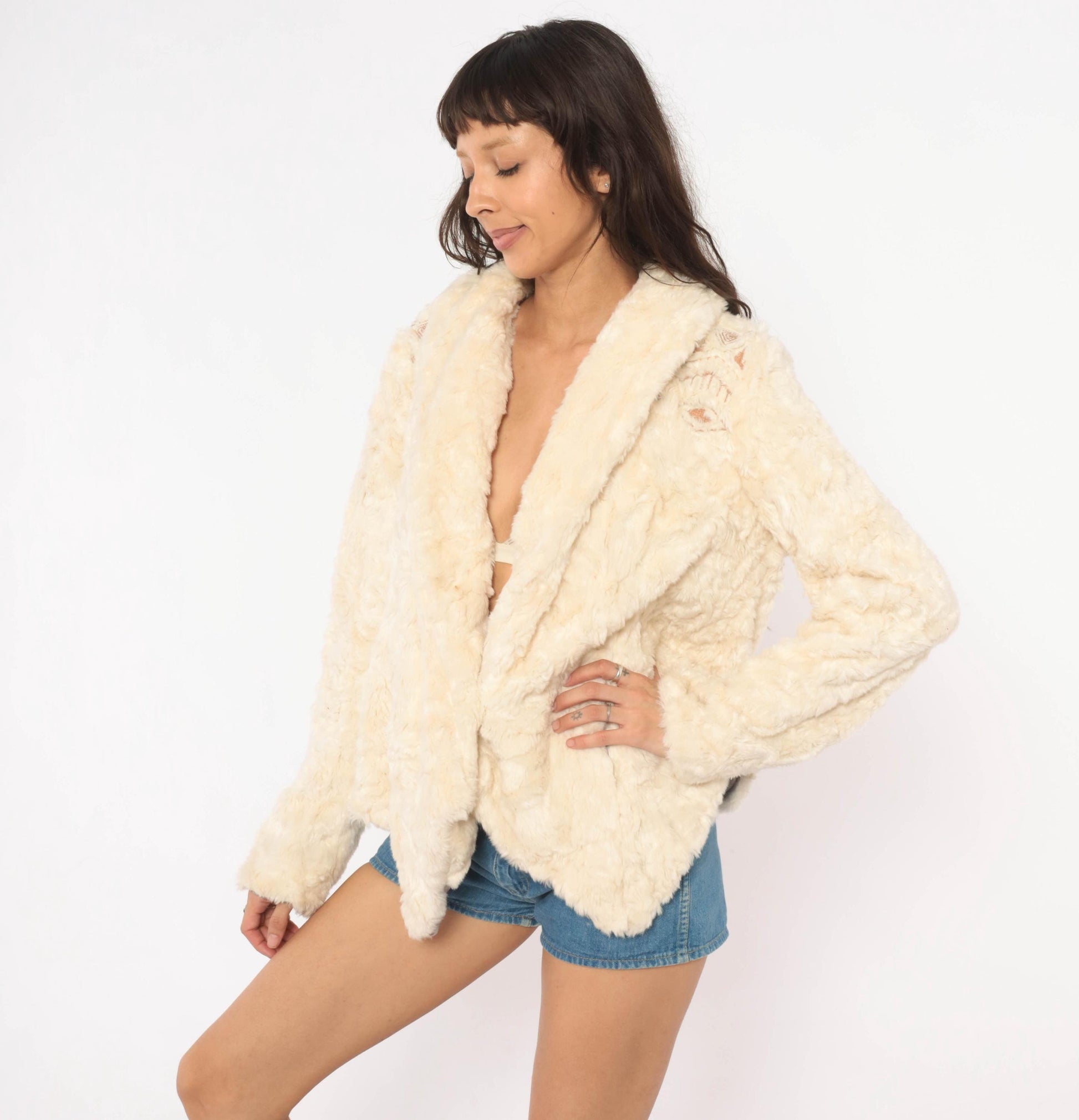 Free People 2000s Cream Faux Fur Jacket Tribal Embroidery Shawl Collar Medium M