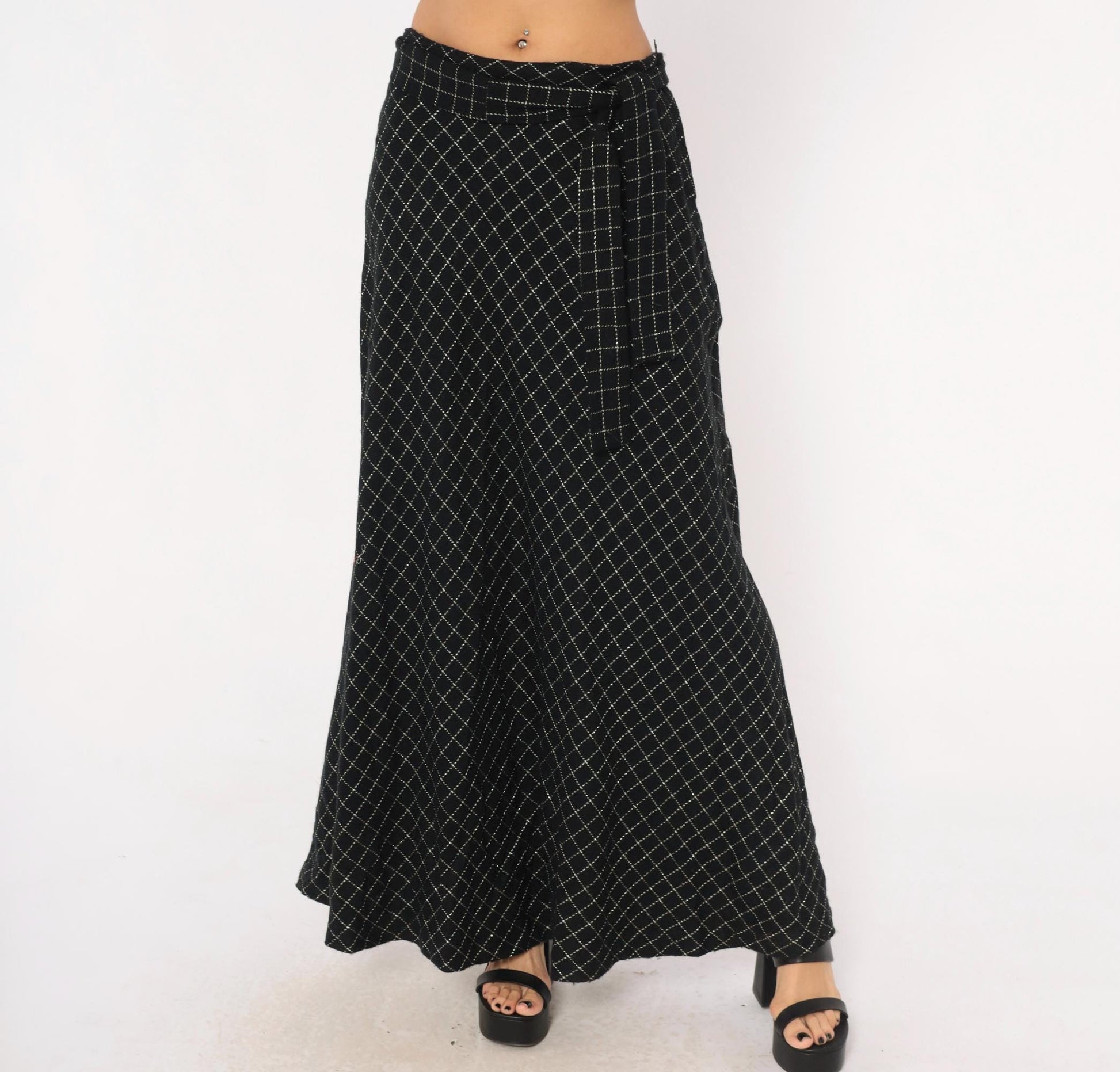 70s Signature Black Maxi Skirt Diamond Quilted Silver Metallic Medium M