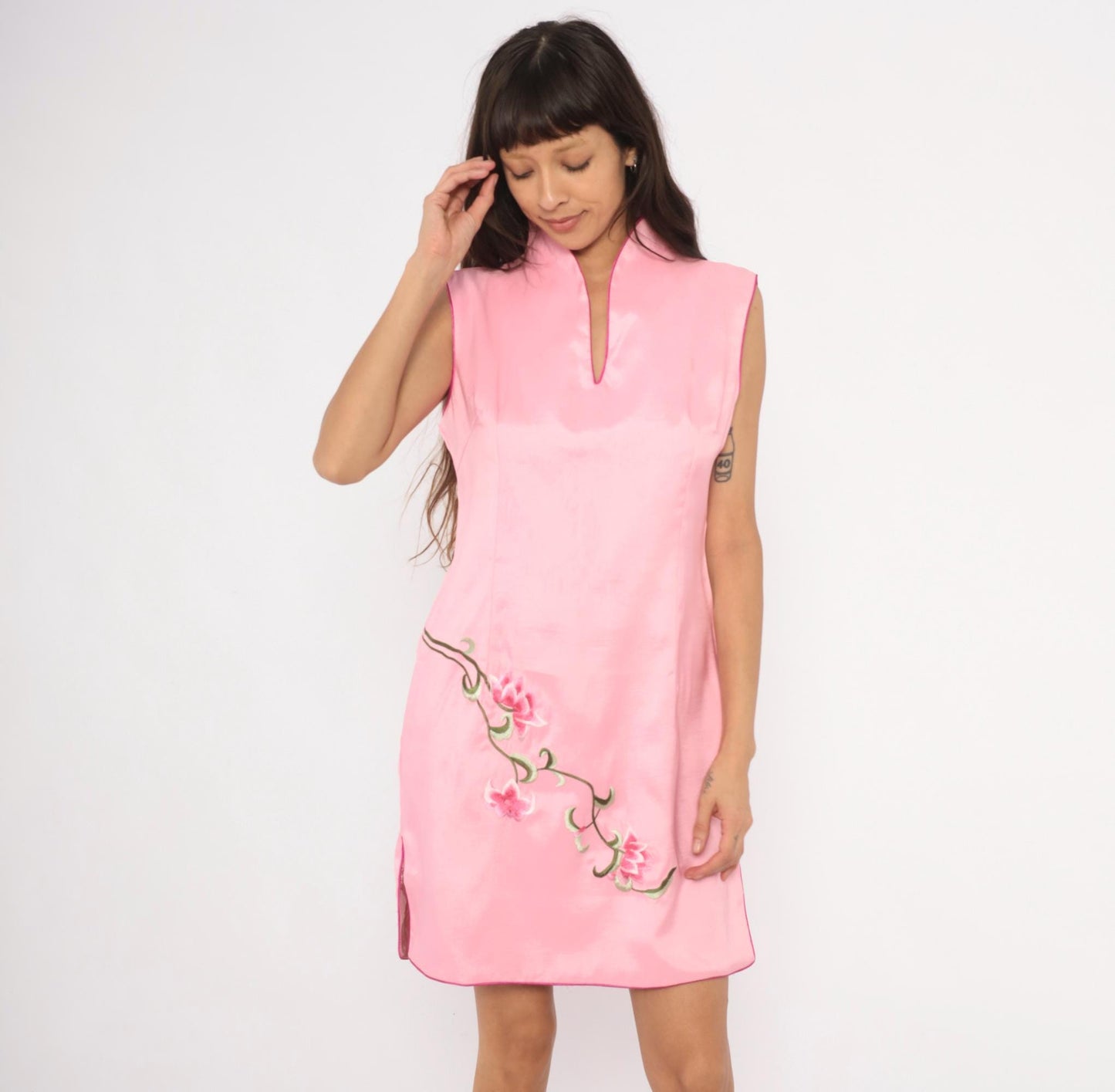 2000s Tang Yi Pink Mandarin Collar Shift Dress Embroidered Lotus Medium M