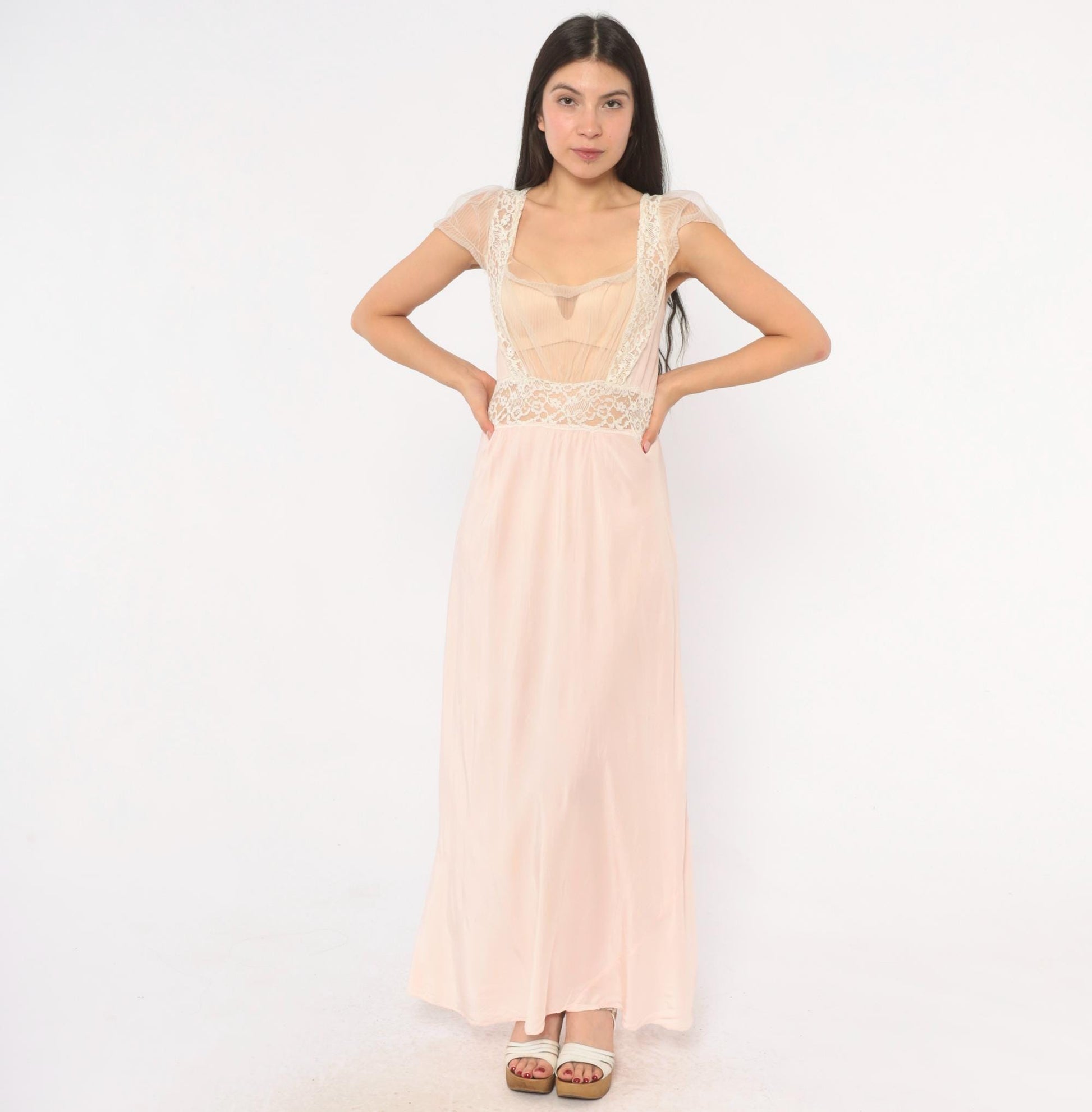 1950s Blush Pink Nylon Nightgown Maxi Slip Lace Trim Cap Sleeve Large L