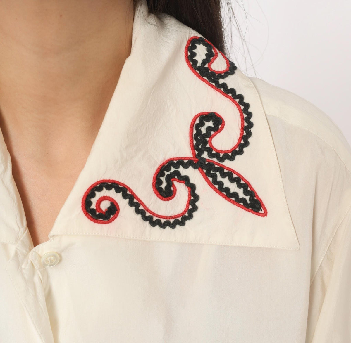 80s Bellows Brut Cream Western Blouse Red Black Embroidered Collar Medium M