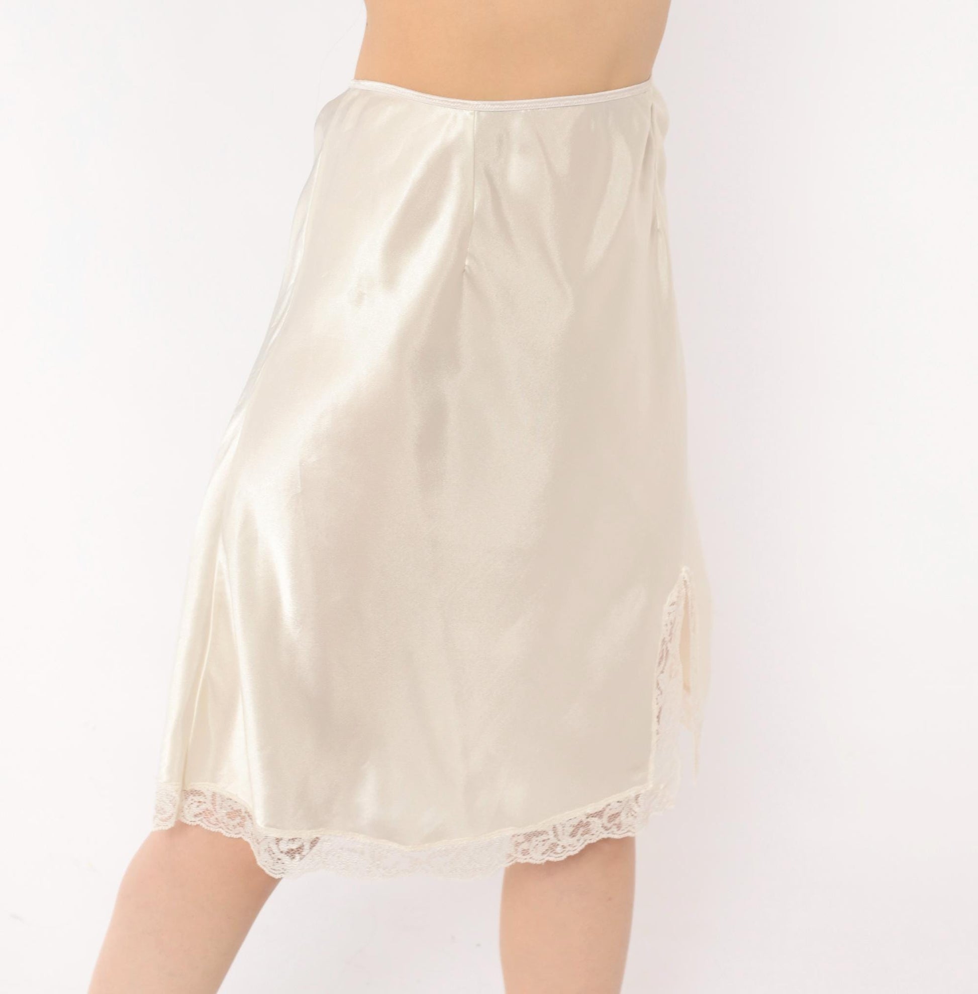 90s Victoria's Secret Half Slip Cream Satin Lace Trim Knee-Length Large L