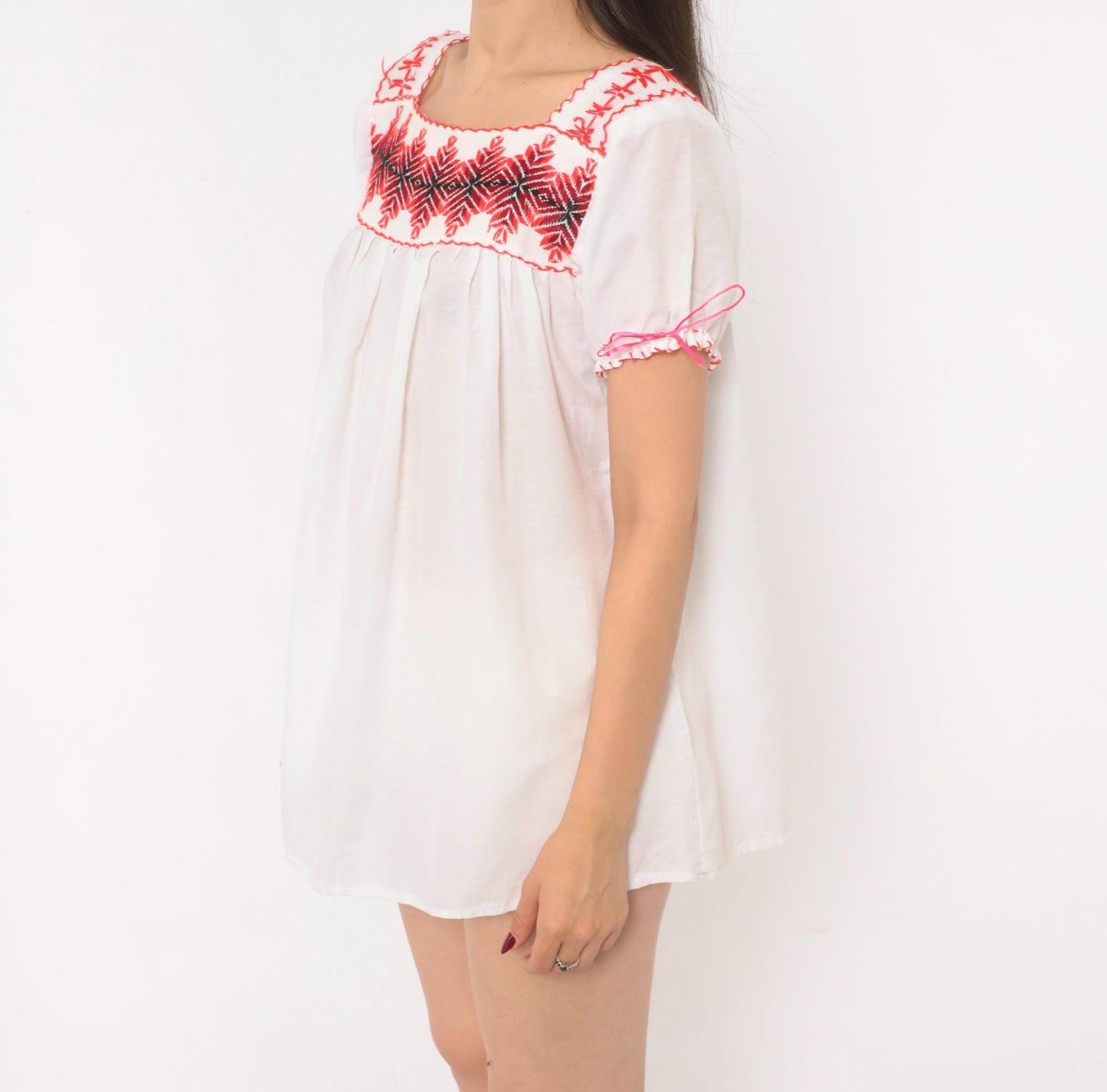90s White Peasant Blouse Embroidered Red Cross Stitch Square Neck Puff Sleeve Medium