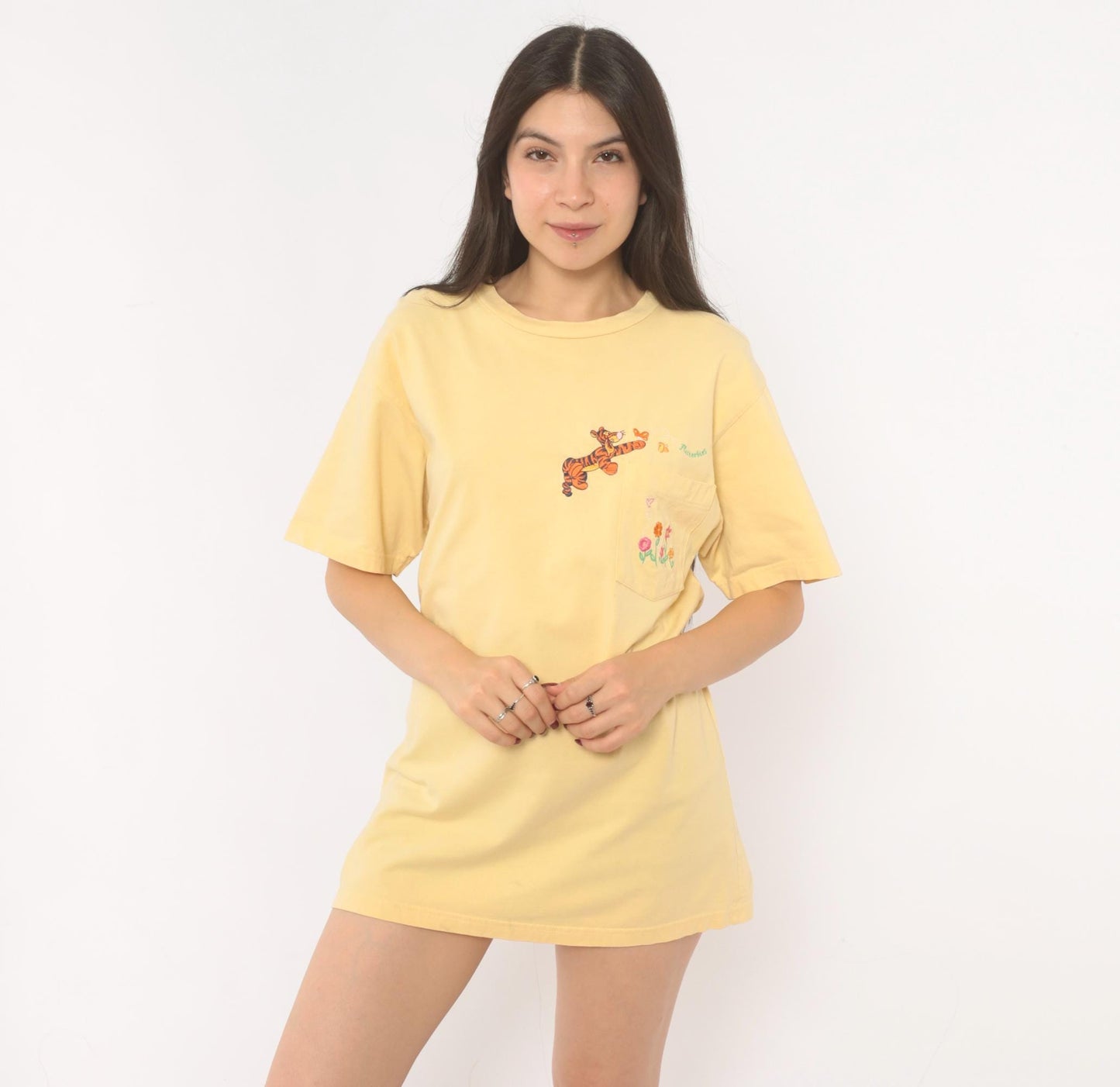 90s Tigger Embroidered Tee Disney Store Yellow Cotton Pocket Medium M