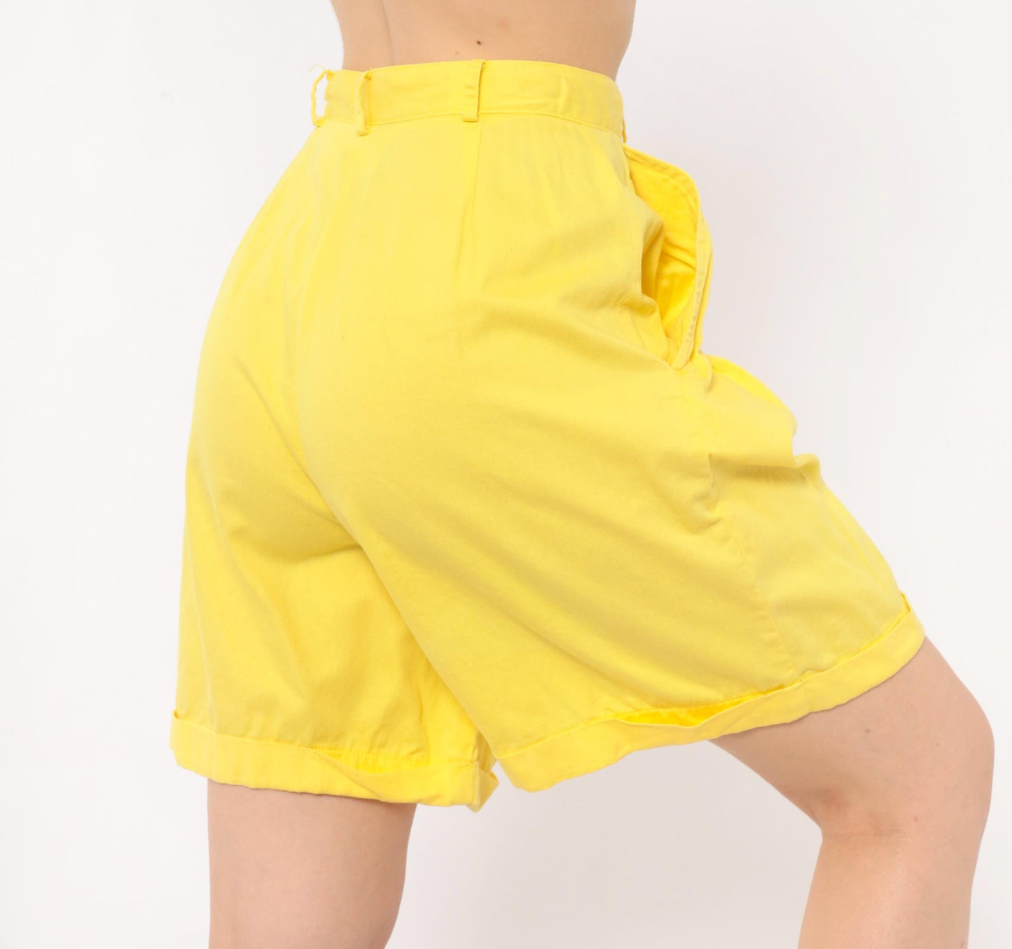 80s Jaclyn Smith Butter Yellow Pleated Bermuda Shorts High Waist Cotton Extra Small XS