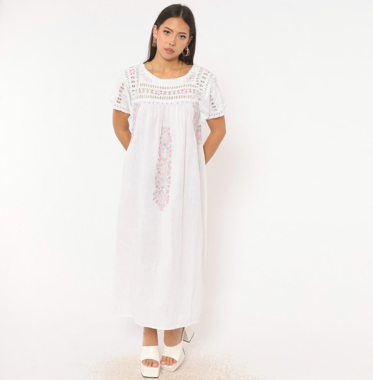 80s Mexican Embroidered Dress White Floral Crochet Lace Yoke Midi Large