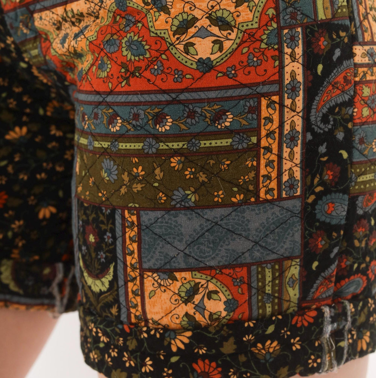 90s Patchwork Floral Shorts Black Paisley Quilted High Rise Small