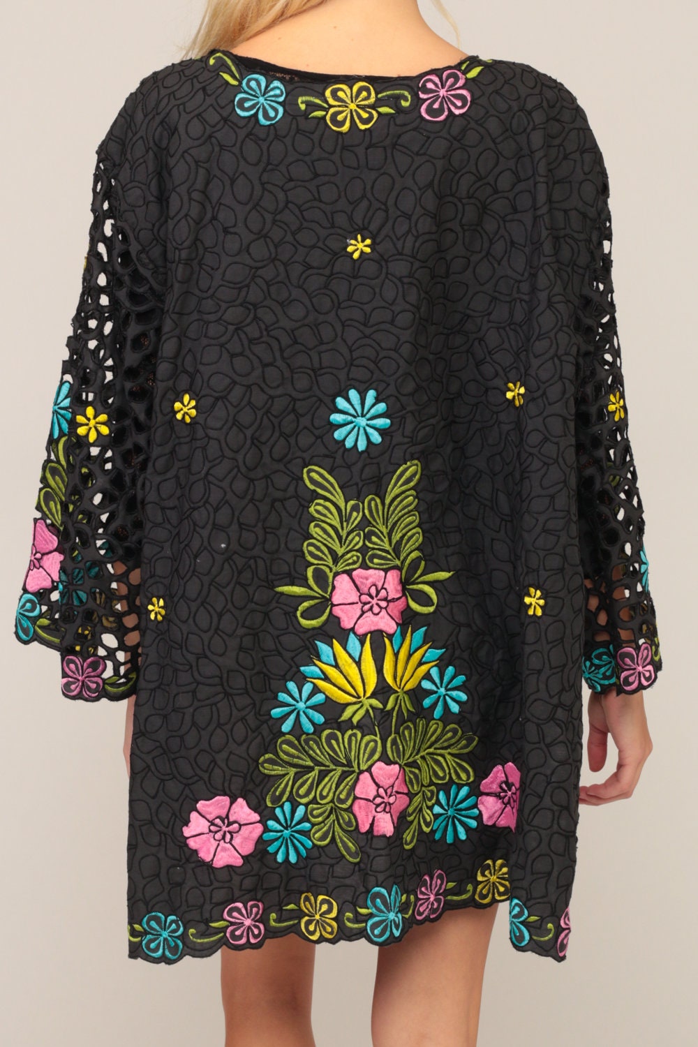 90s Black Floral Embroidered Cutwork Kimono Jacket One Size