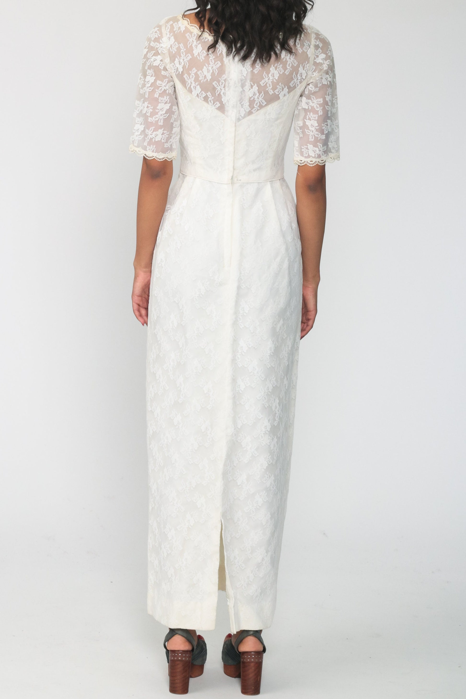 60s White Lace Maxi Dress Empire Waist Half Sleeve Scalloped Extra Small