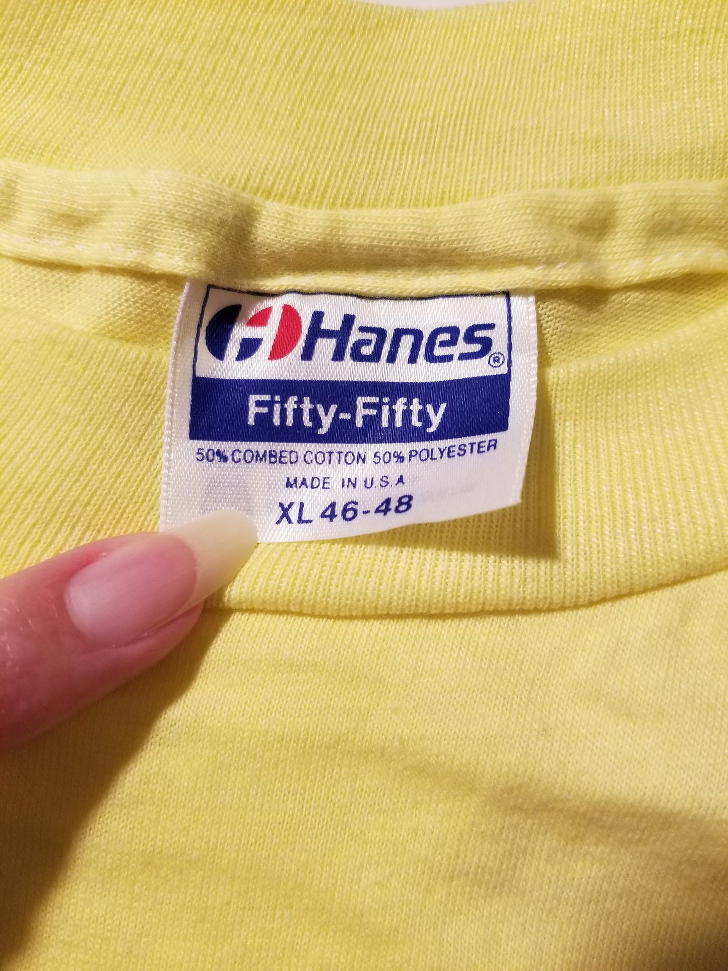80s Dog Pun Graphic T-Shirt Looking For Leads Yellow Unisex Medium