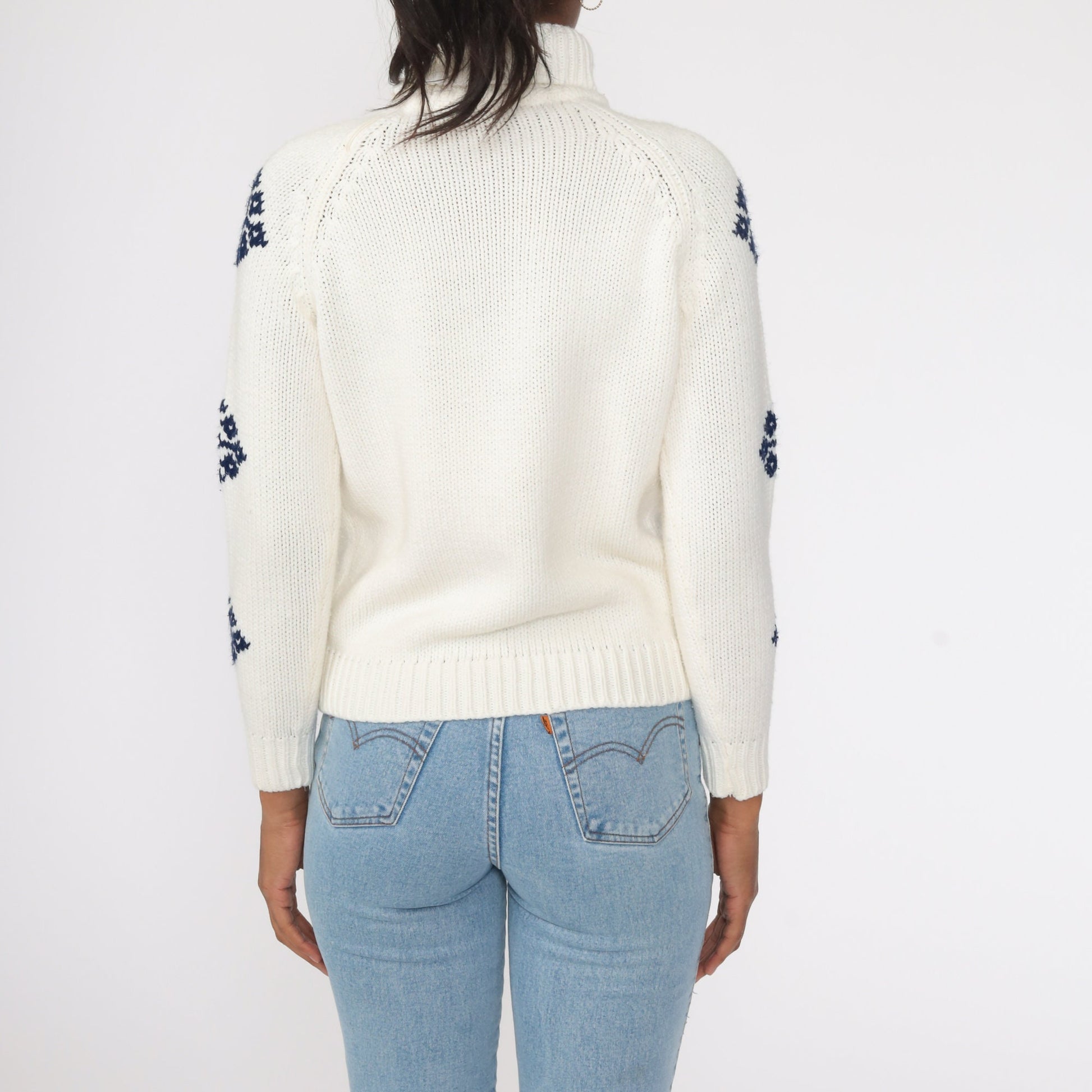 70s White Geometric Turtleneck Sweater Raglan Pullover Extra Small XS