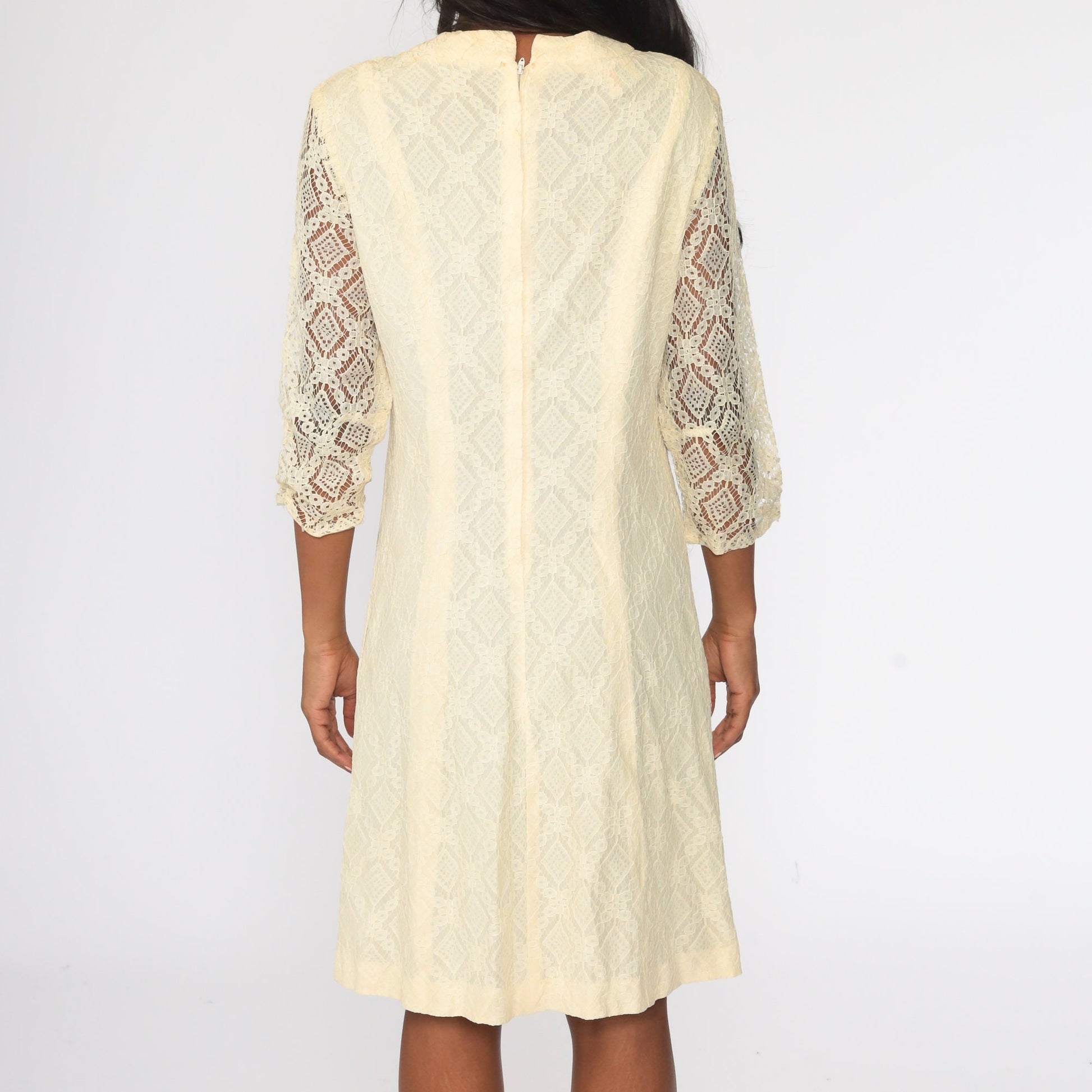 1960s Mod Yellow Lace Shift Dress Drop Waist Pleated Mini Large L