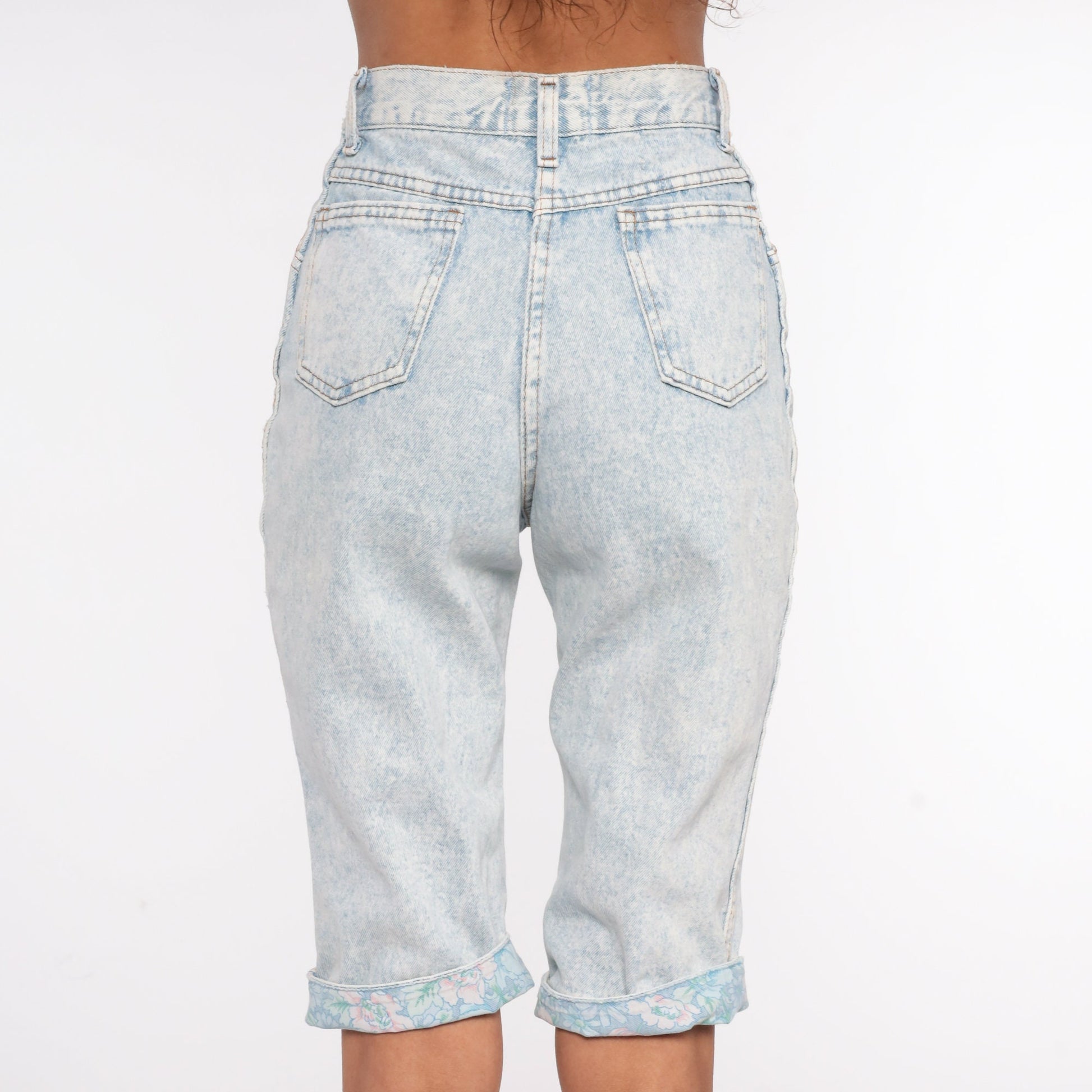 90s Acid Wash Denim Shorts Floral Cuff High Waist Bermuda Light Blue Extra Small
